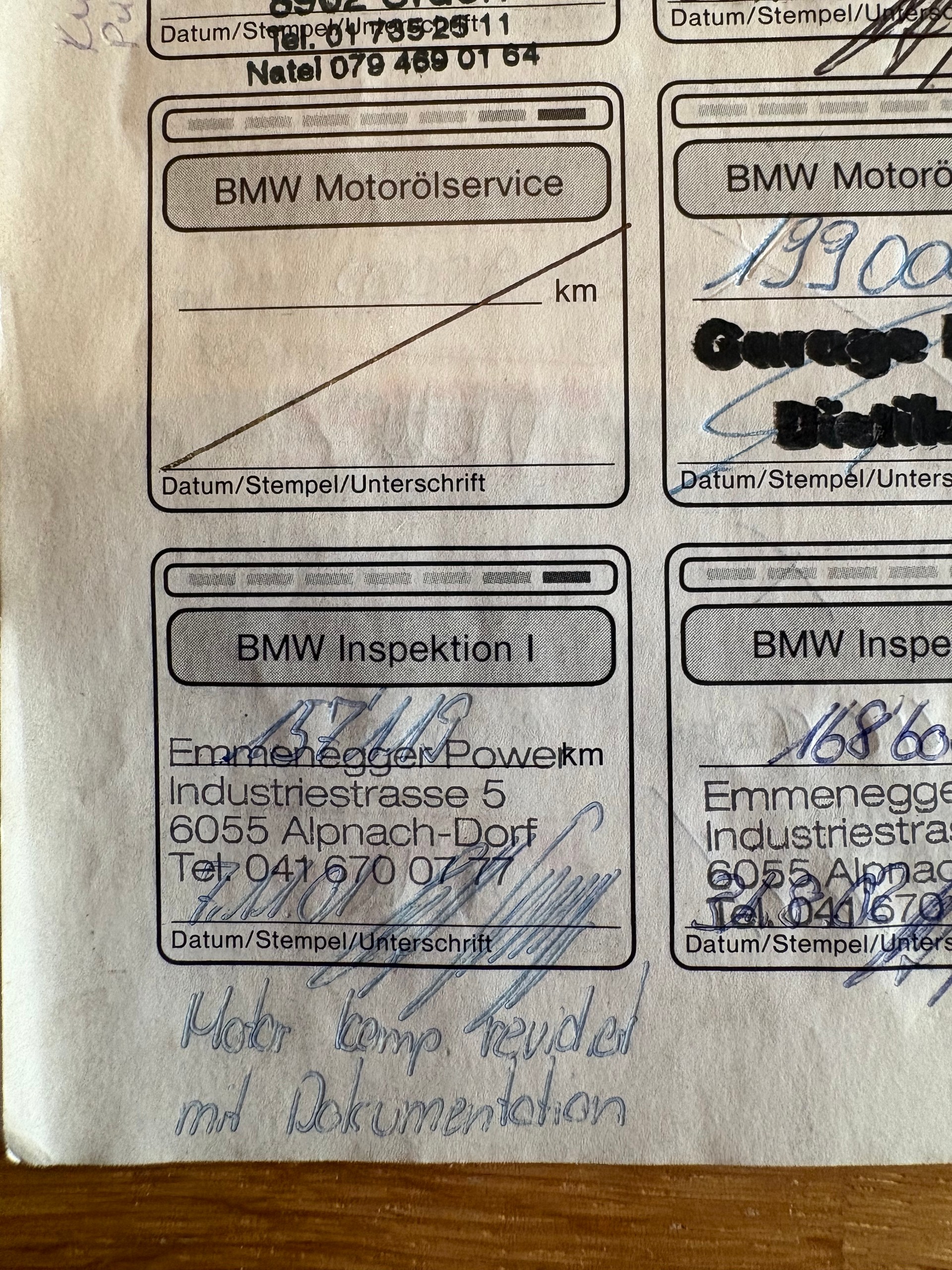 BMW 325i-image-5