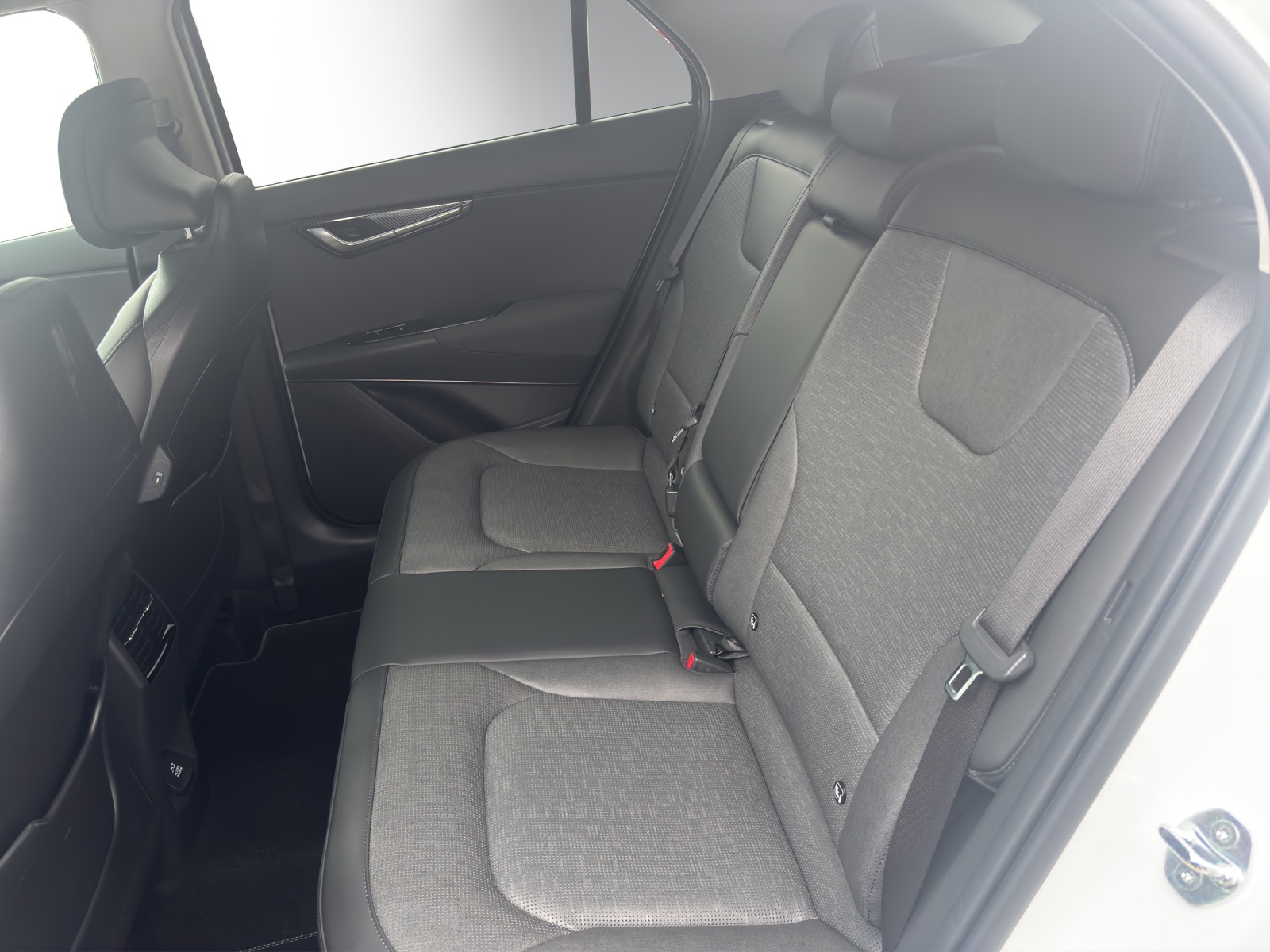 KIA Niro 1.6GDi Style DCT-image-10