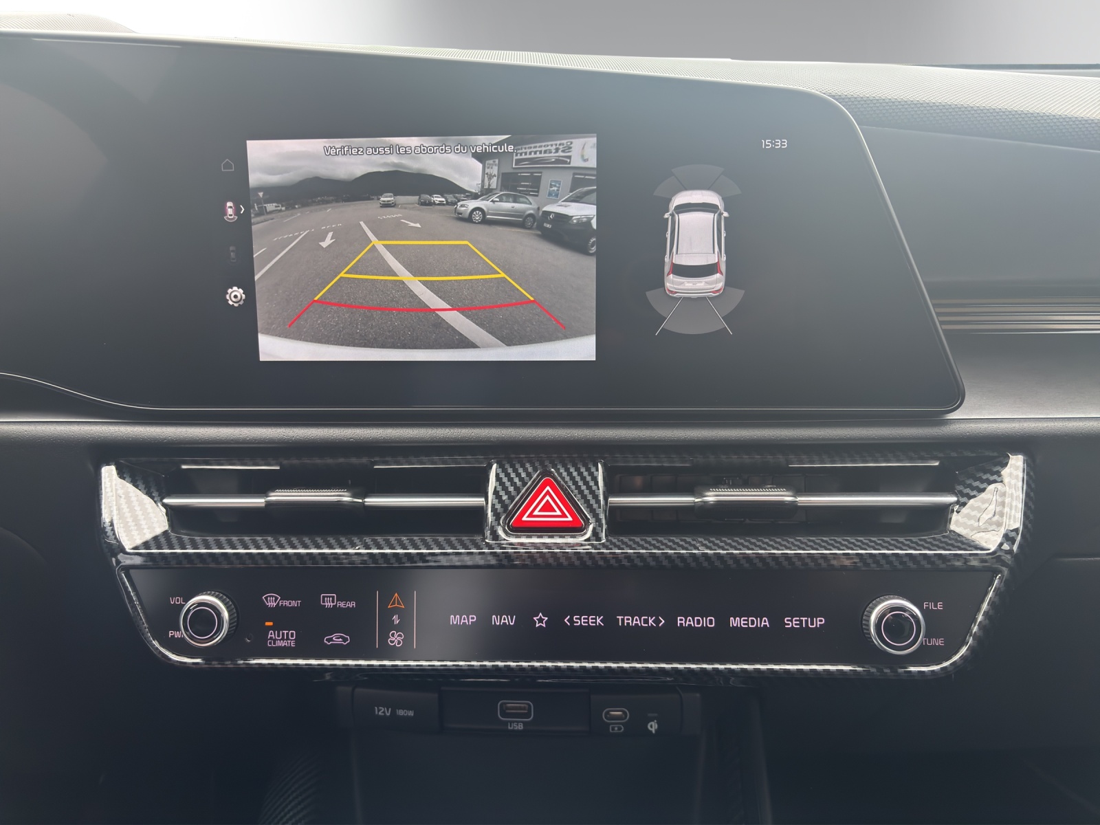 KIA Niro 1.6GDi Style DCT-image-14