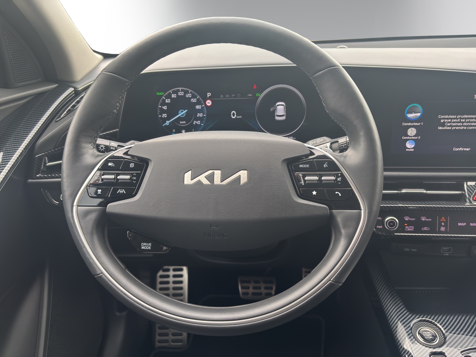 KIA Niro 1.6GDi Style DCT-image-13