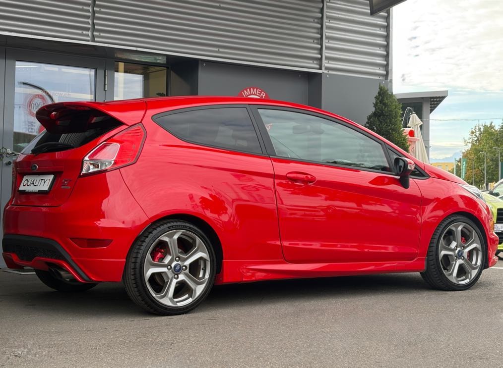 FORD Fiesta 1.6 SCTi ST-1-image-2