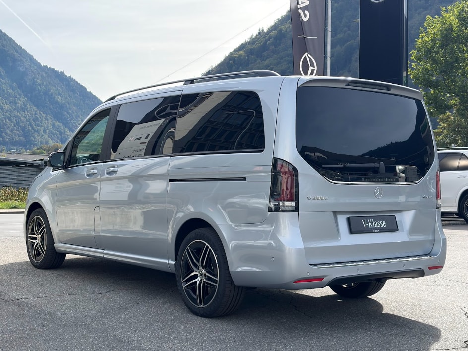 MERCEDES-BENZ V 300 d Exclusive L SWISS EDITION 4MATIC-image-7