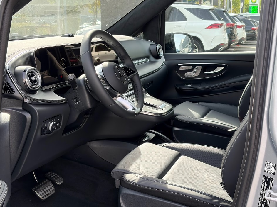 MERCEDES-BENZ V 300 d Exclusive L SWISS EDITION 4MATIC-image-19