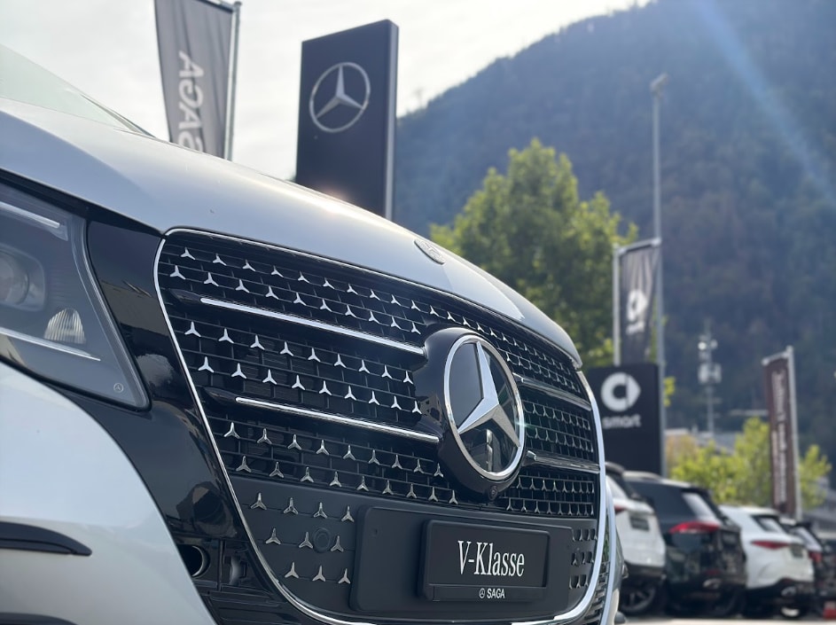 MERCEDES-BENZ V 300 d Exclusive L SWISS EDITION 4MATIC-image-2