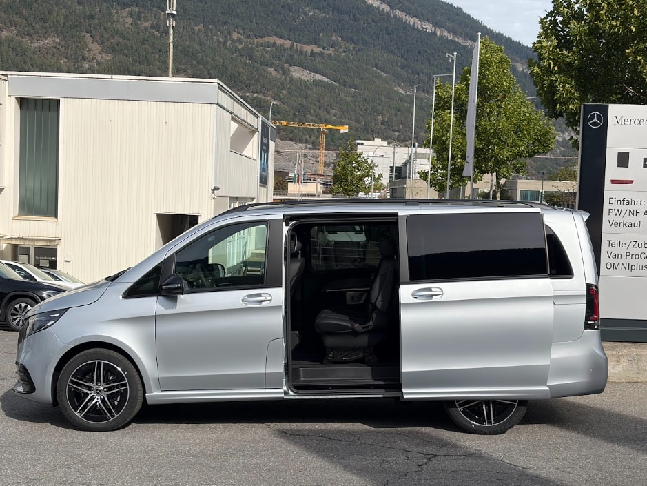 MERCEDES-BENZ V 300 d Exclusive L SWISS EDITION 4MATIC-image-5