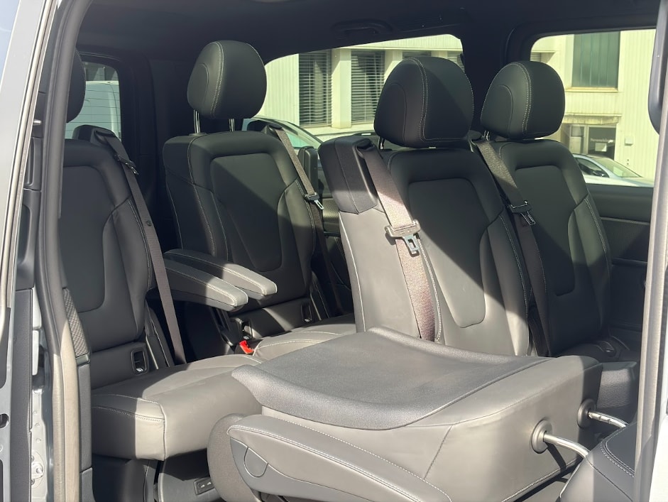 MERCEDES-BENZ V 300 d Exclusive L SWISS EDITION 4MATIC-image-17