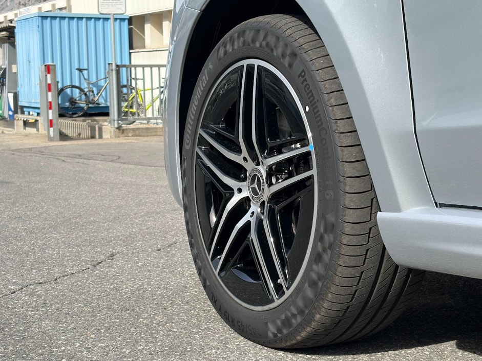 MERCEDES-BENZ V 300 d Exclusive L SWISS EDITION 4MATIC-image-6