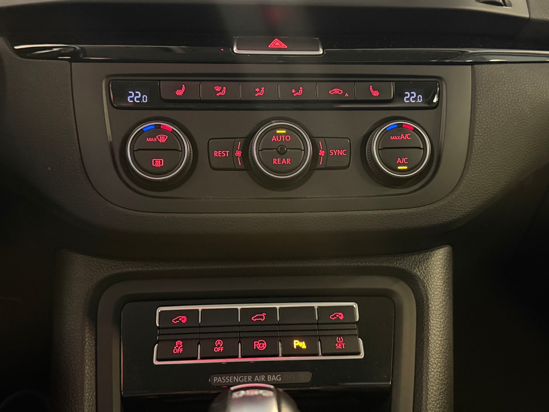 SEAT Alhambra 2.0 TDI Hola FR 4Drive *7-PLATZ* AHK 2.4T-image-7