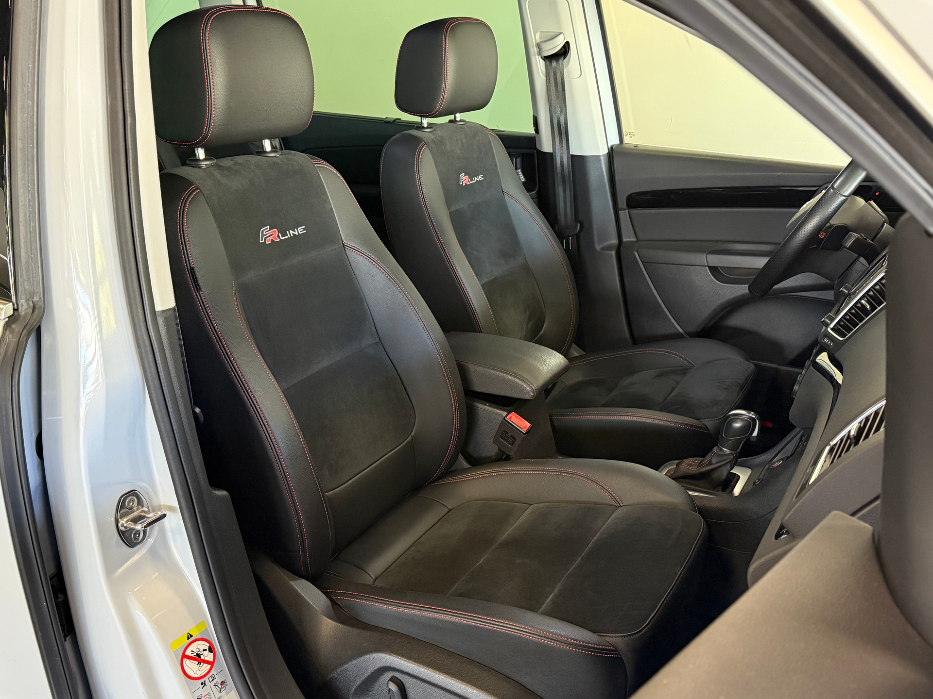 SEAT Alhambra 2.0 TDI Hola FR 4Drive *7-PLATZ* AHK 2.4T-image-12