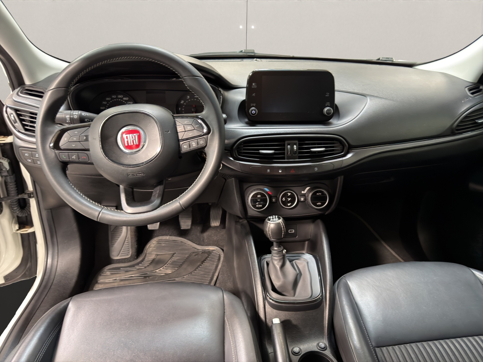 FIAT Tipo SW 1.4 T-Jet S-Design-image-8
