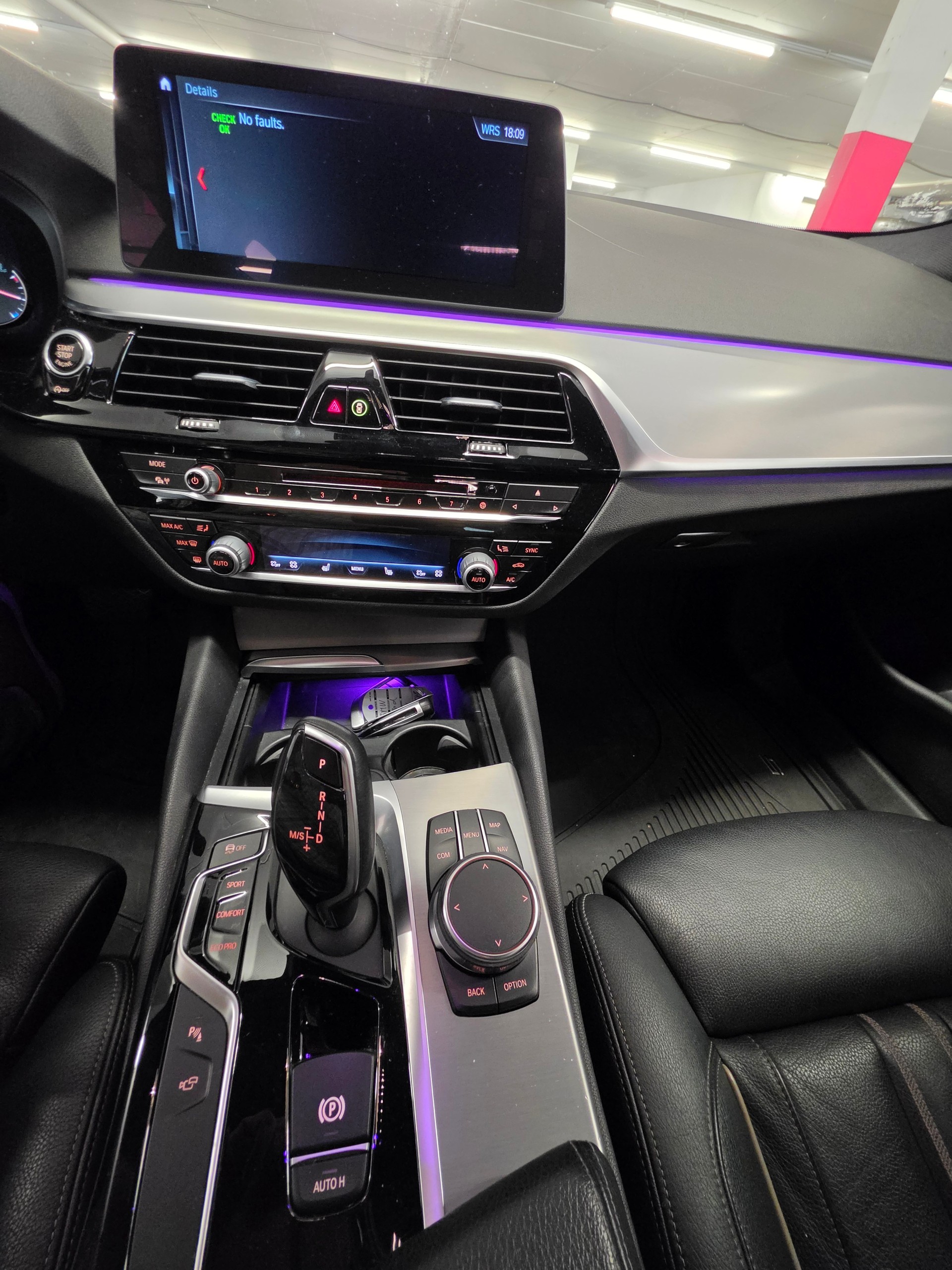 BMW 520d xDrive Touring Sport Line Steptronic-image-11