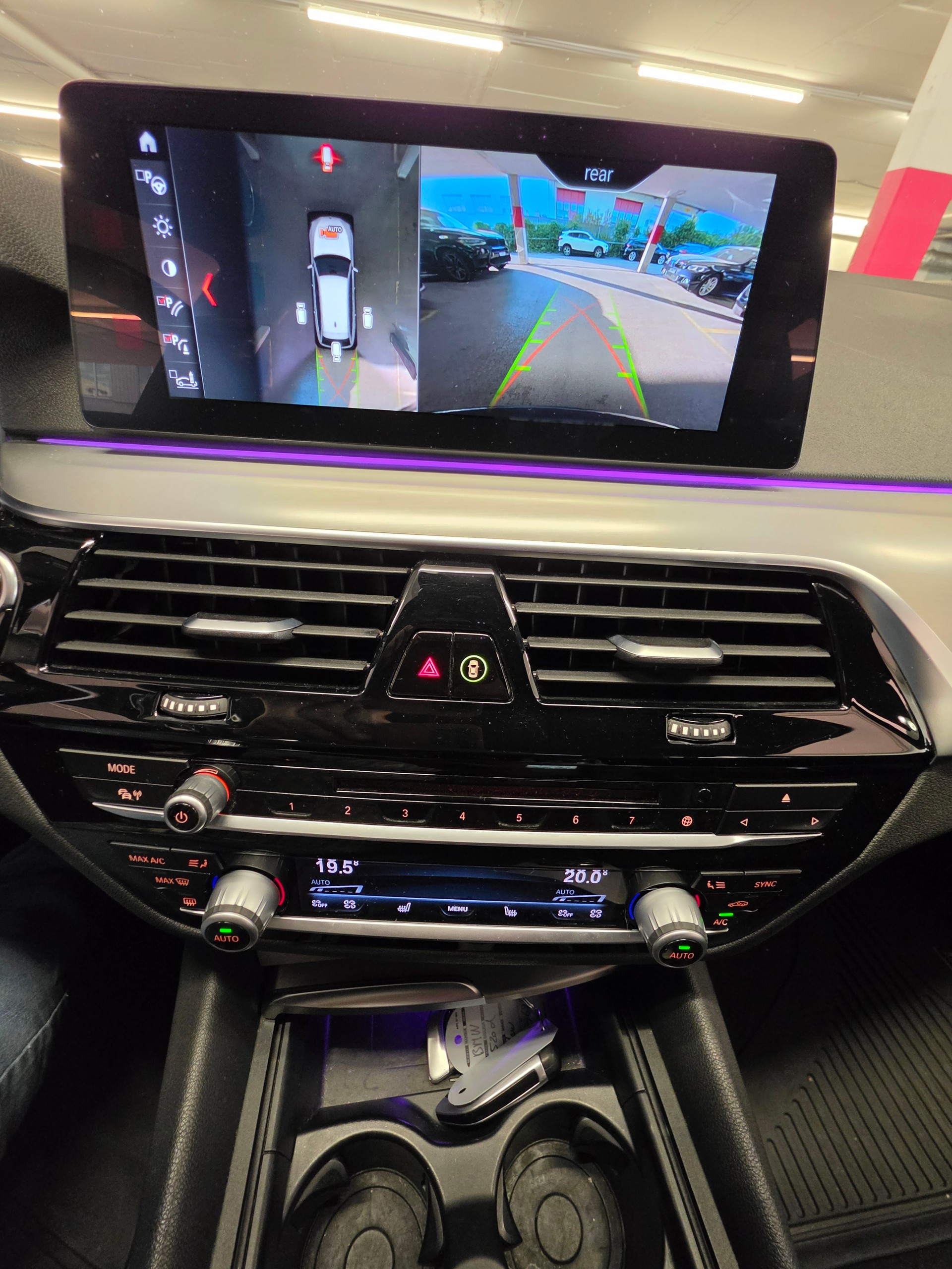 BMW 520d xDrive Touring Sport Line Steptronic-image-10