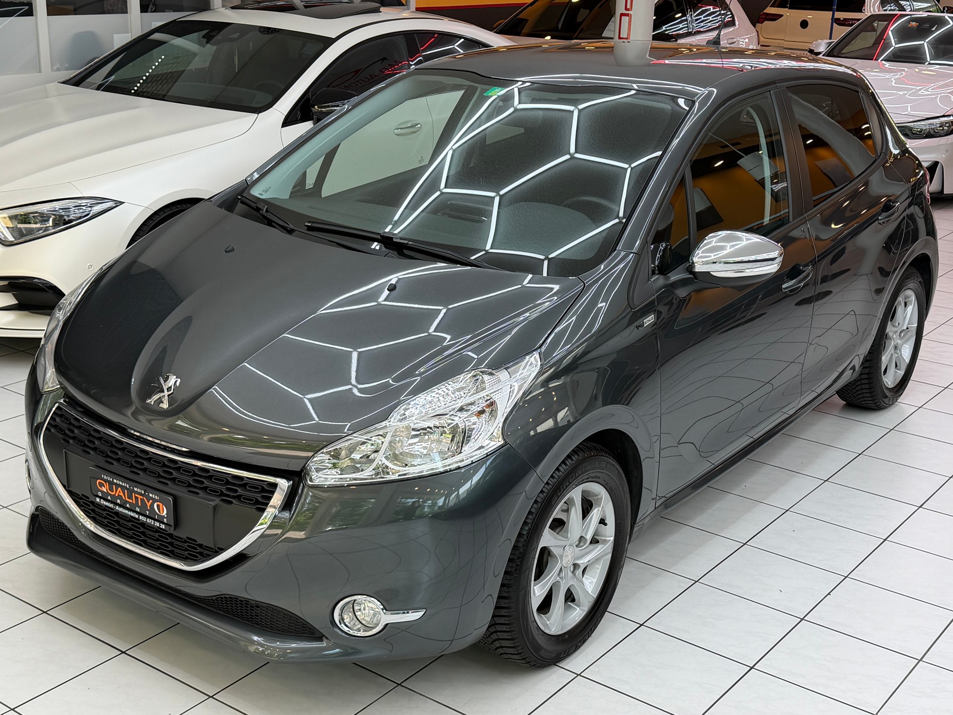 PEUGEOT 208 1.2 PureTech Access-image-5