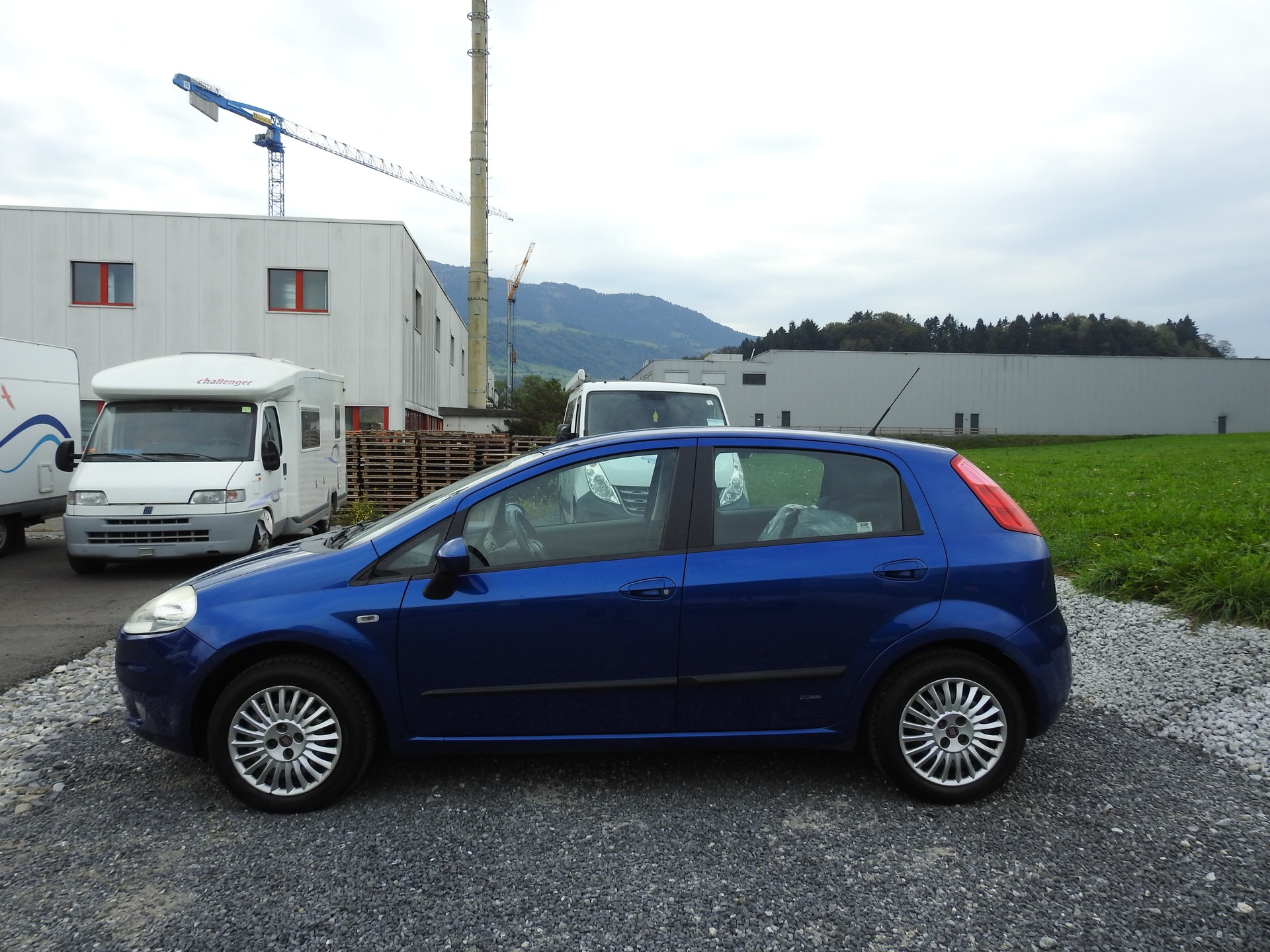 FIAT Punto 1.4 Emotion-image-2