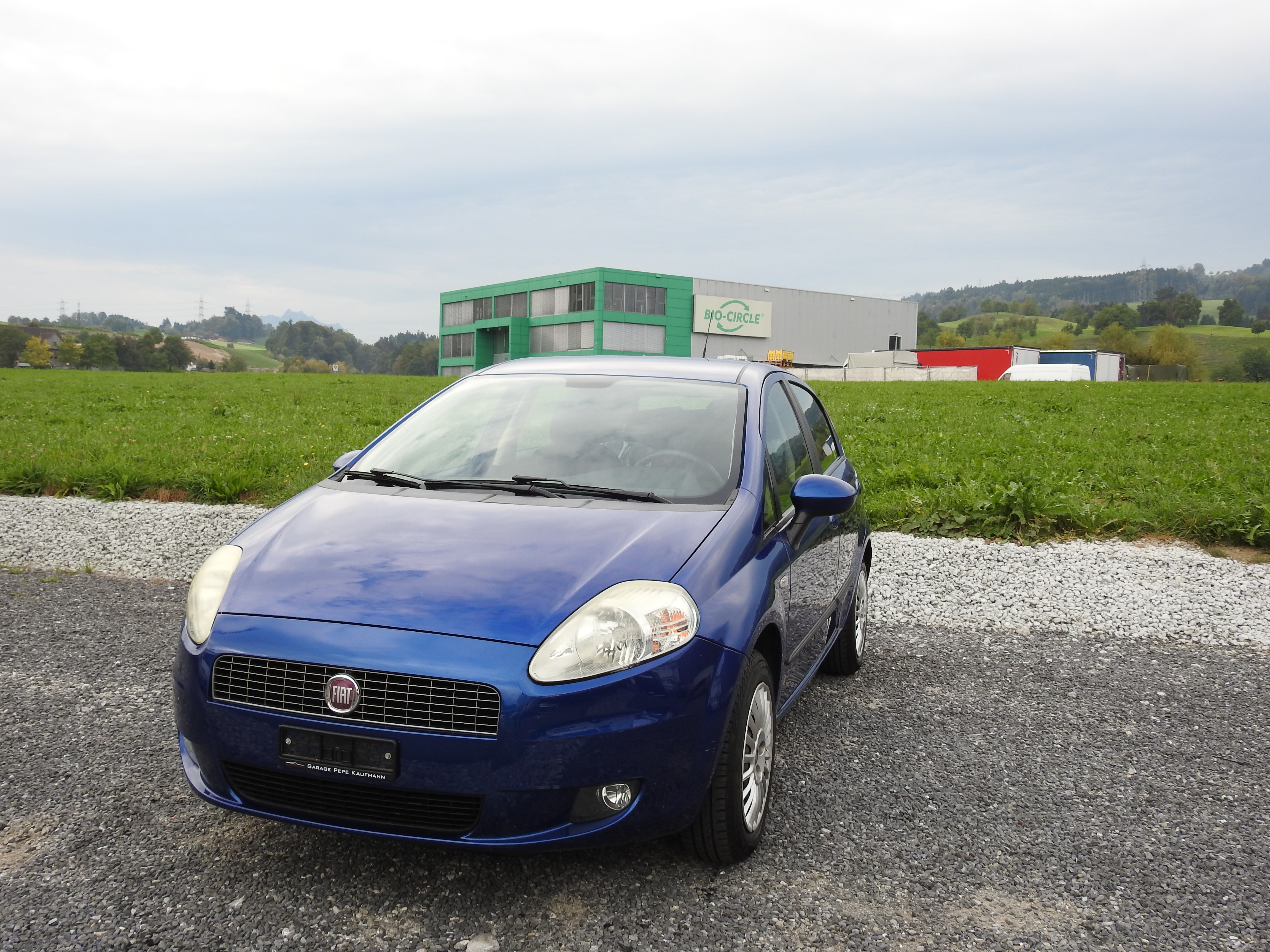 Car photo