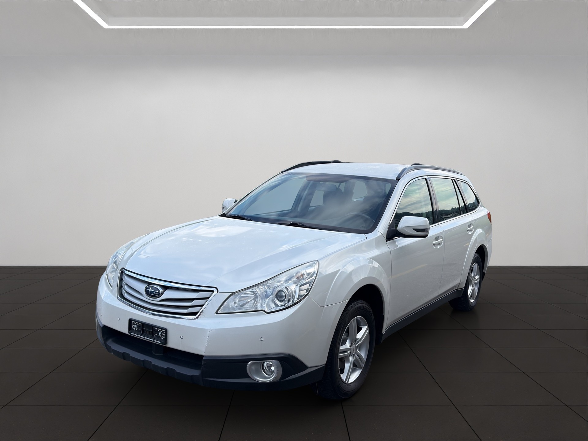SUBARU Outback 2.5i Swiss AWD Lineartronic-image-4