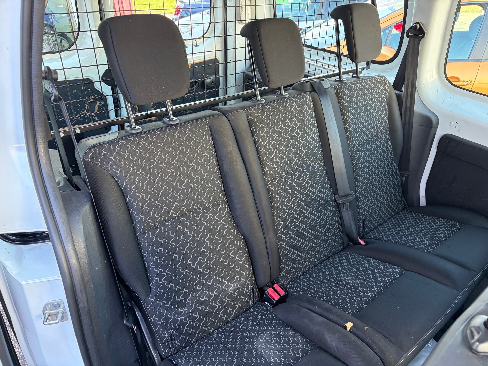 RENAULT Kangoo Z.E. Access-image-18