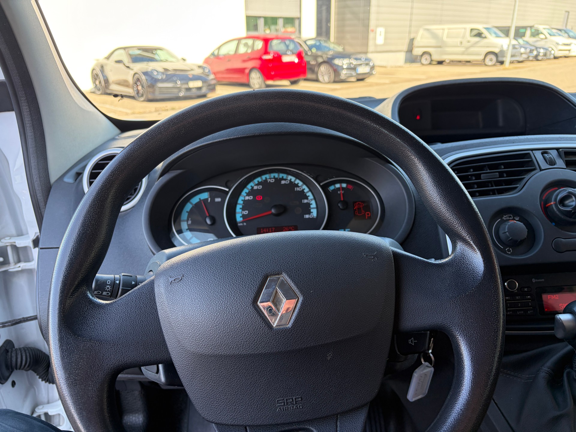 RENAULT Kangoo Z.E. Access-image-12
