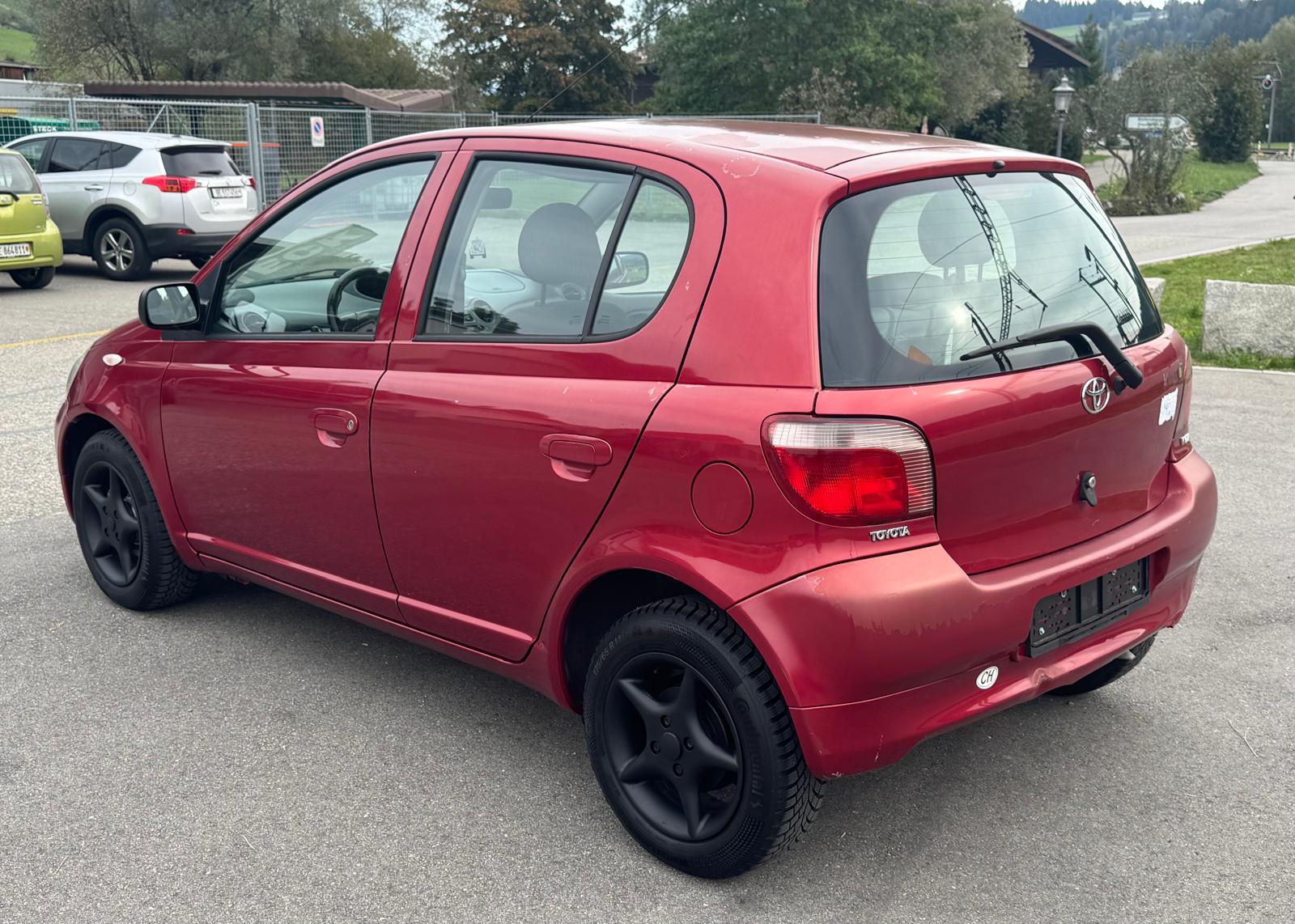 TOYOTA Yaris 1.3 Linea Luna-image-4