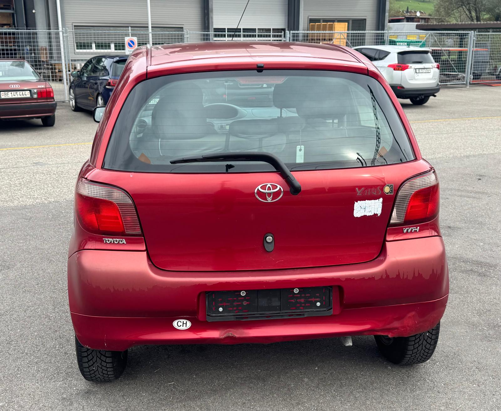 TOYOTA Yaris 1.3 Linea Luna-image-6