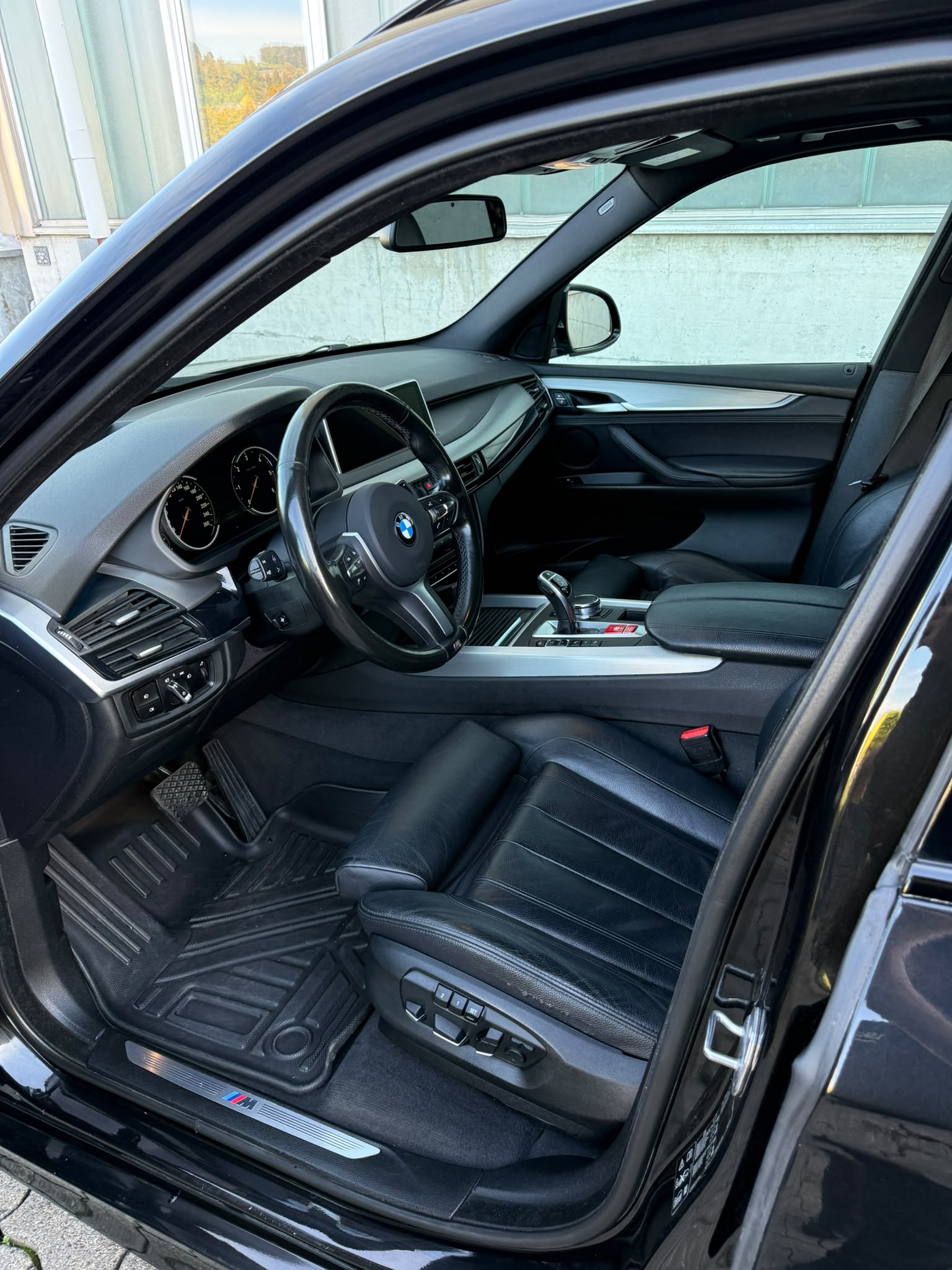 BMW X5 xDrive 30d Steptronic-image-4