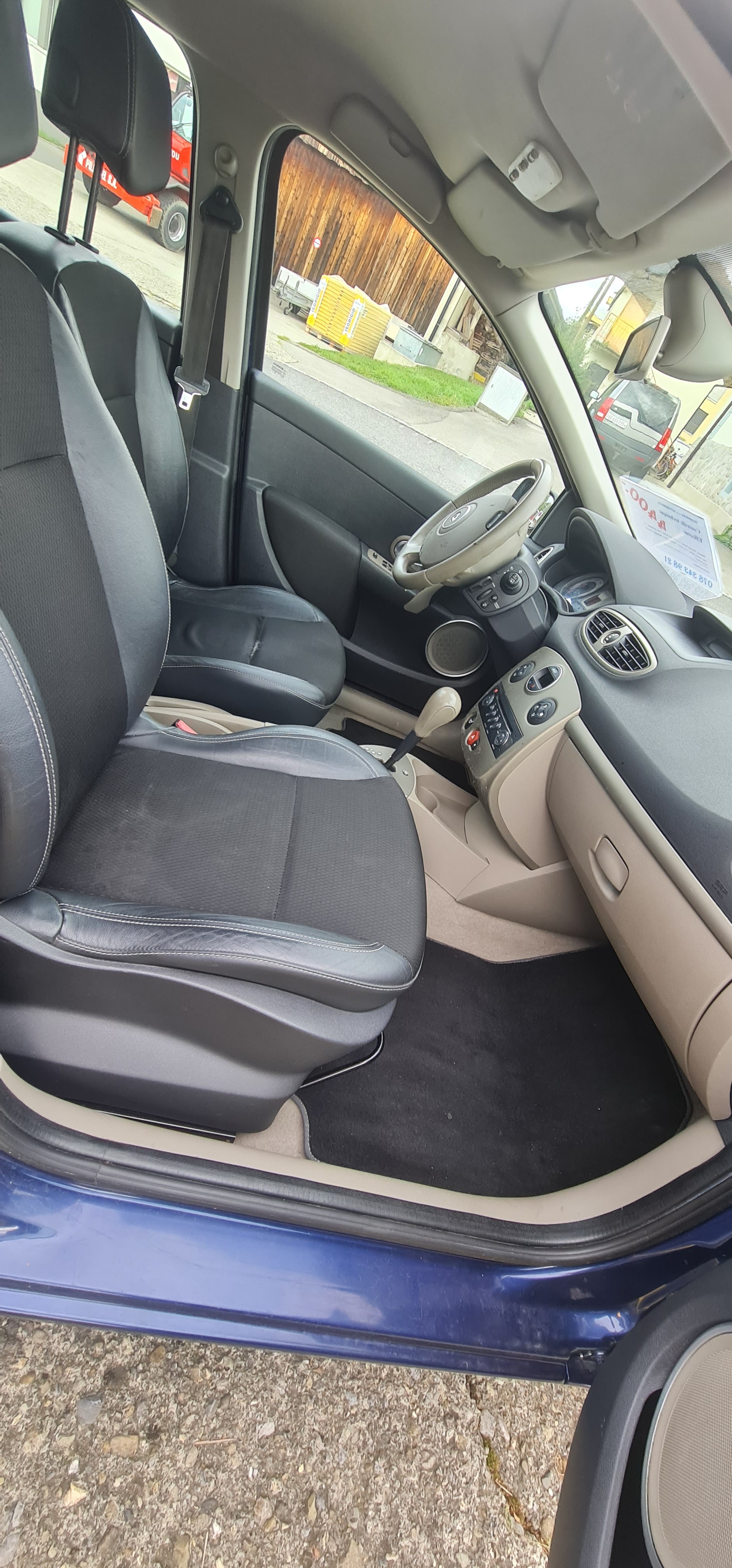 RENAULT Clio 1.6 16V Dynamique-image-7