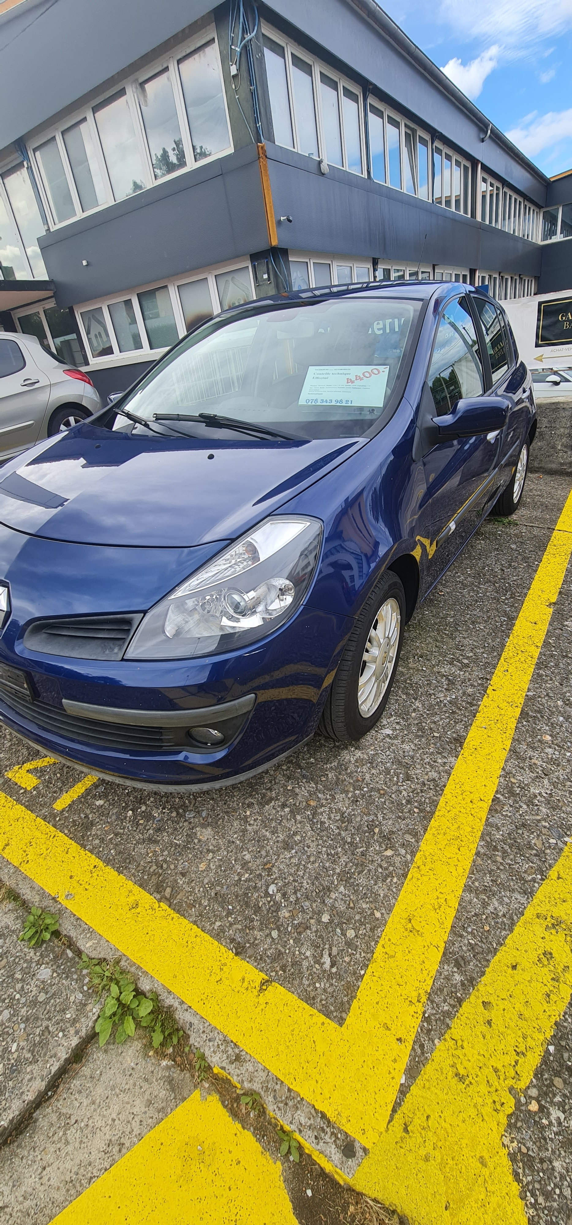 RENAULT Clio 1.6 16V Dynamique-image-1