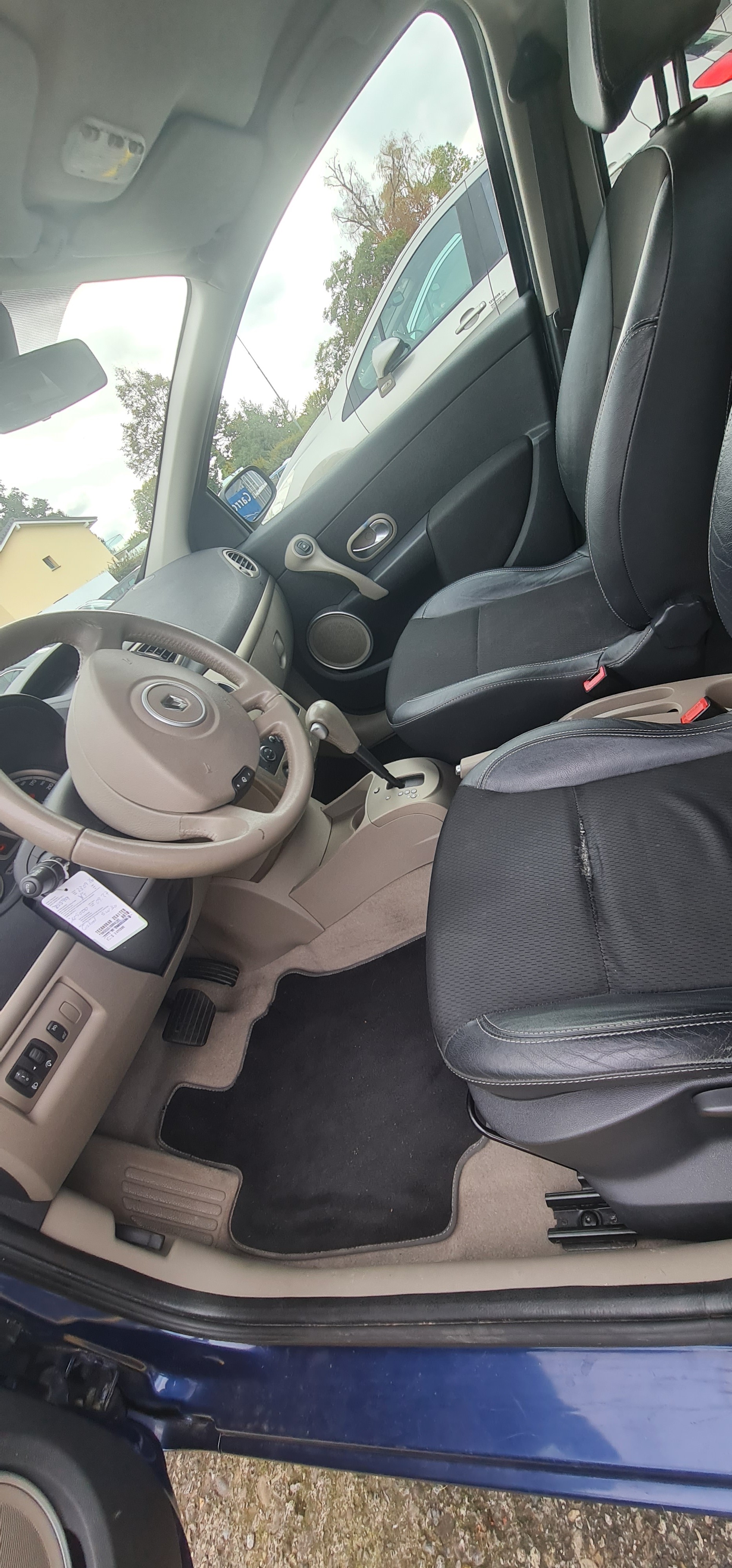 RENAULT Clio 1.6 16V Dynamique-image-9