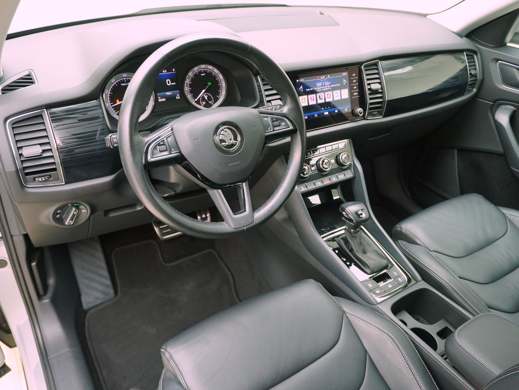 SKODA Kodiaq 2.0 TSI DSG Style 4WD-image-10