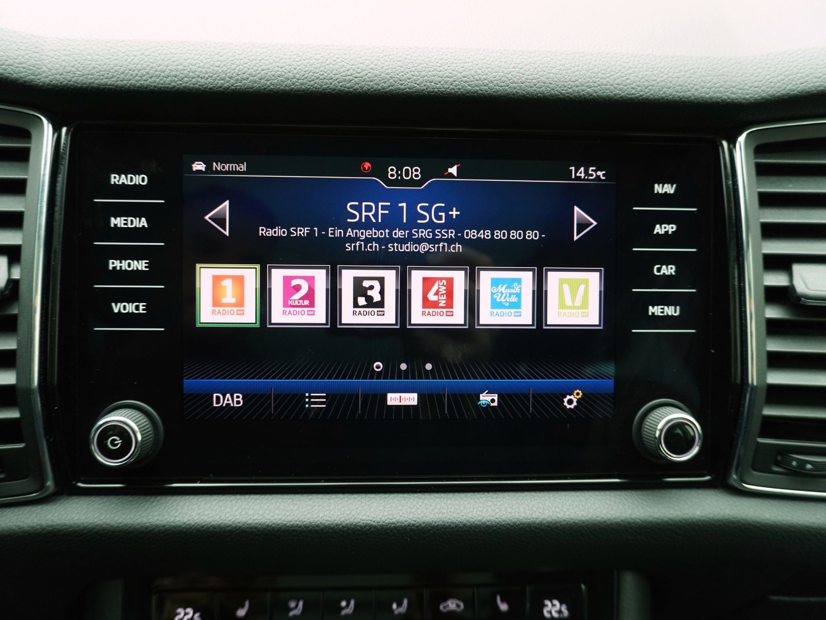 SKODA Kodiaq 2.0 TSI DSG Style 4WD-image-21