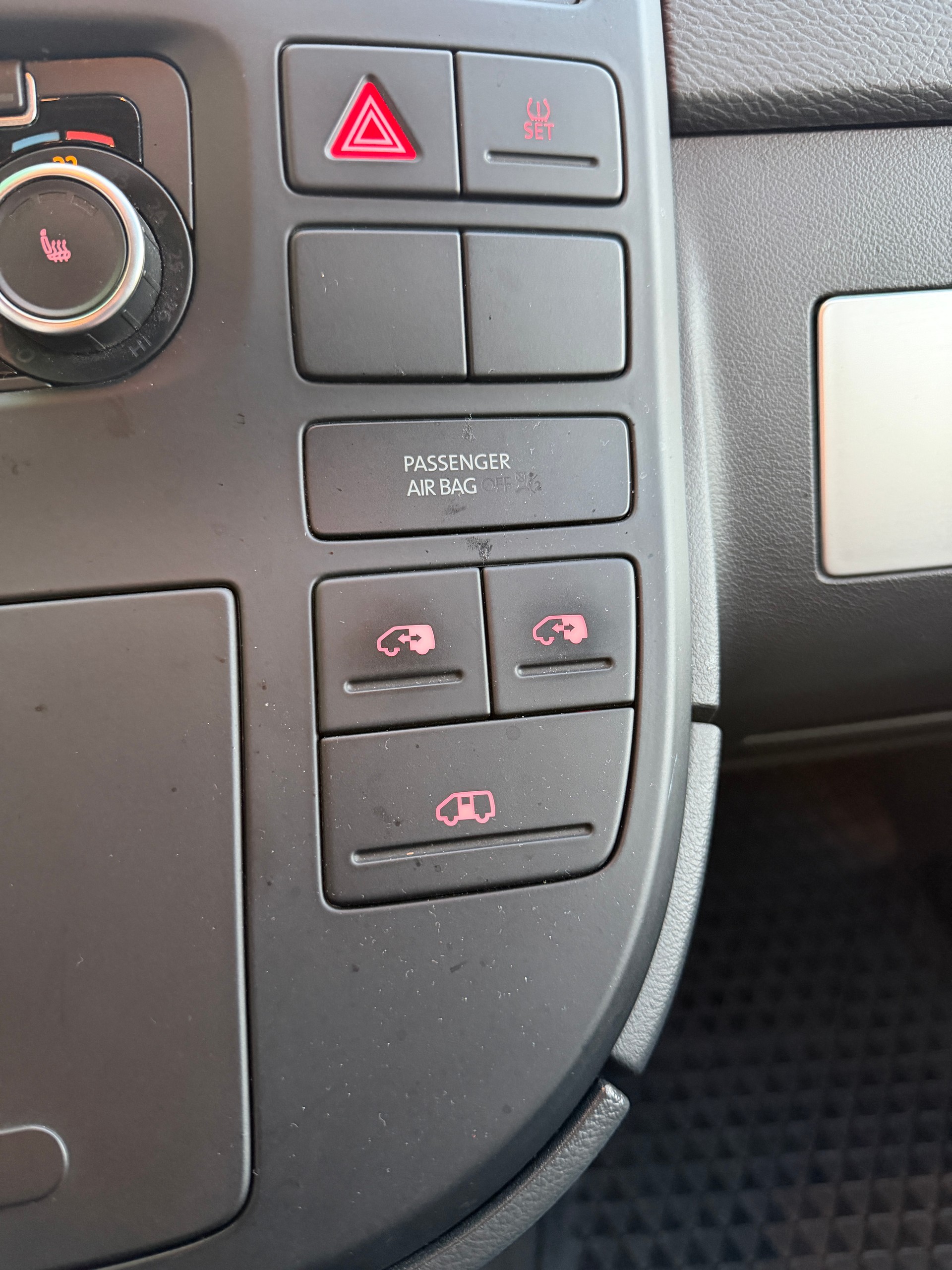 VW T5 Multivan 2.0 Bi-TDI CR Comfortline Edition 25-image-12