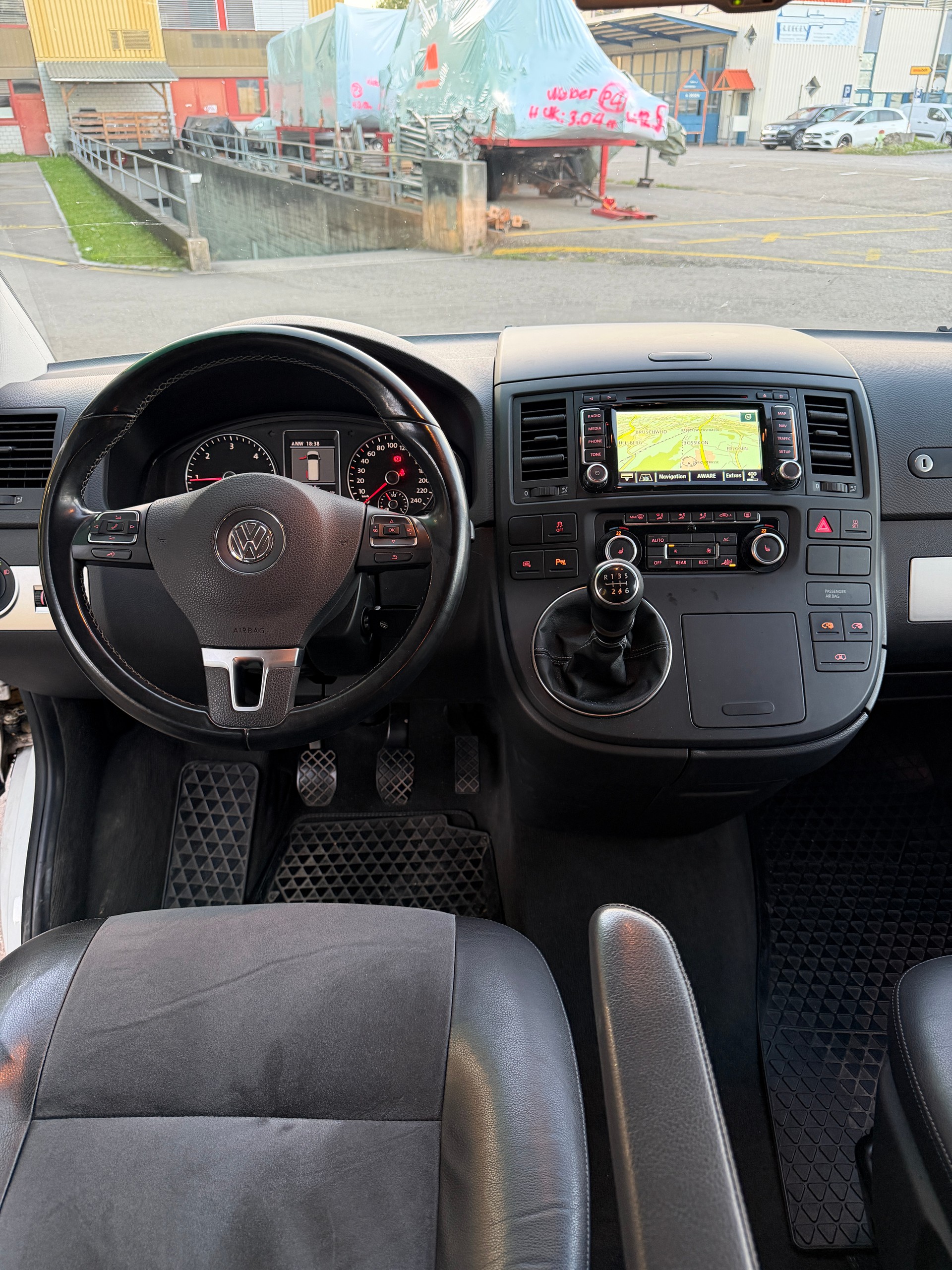 VW T5 Multivan 2.0 Bi-TDI CR Comfortline Edition 25-image-9
