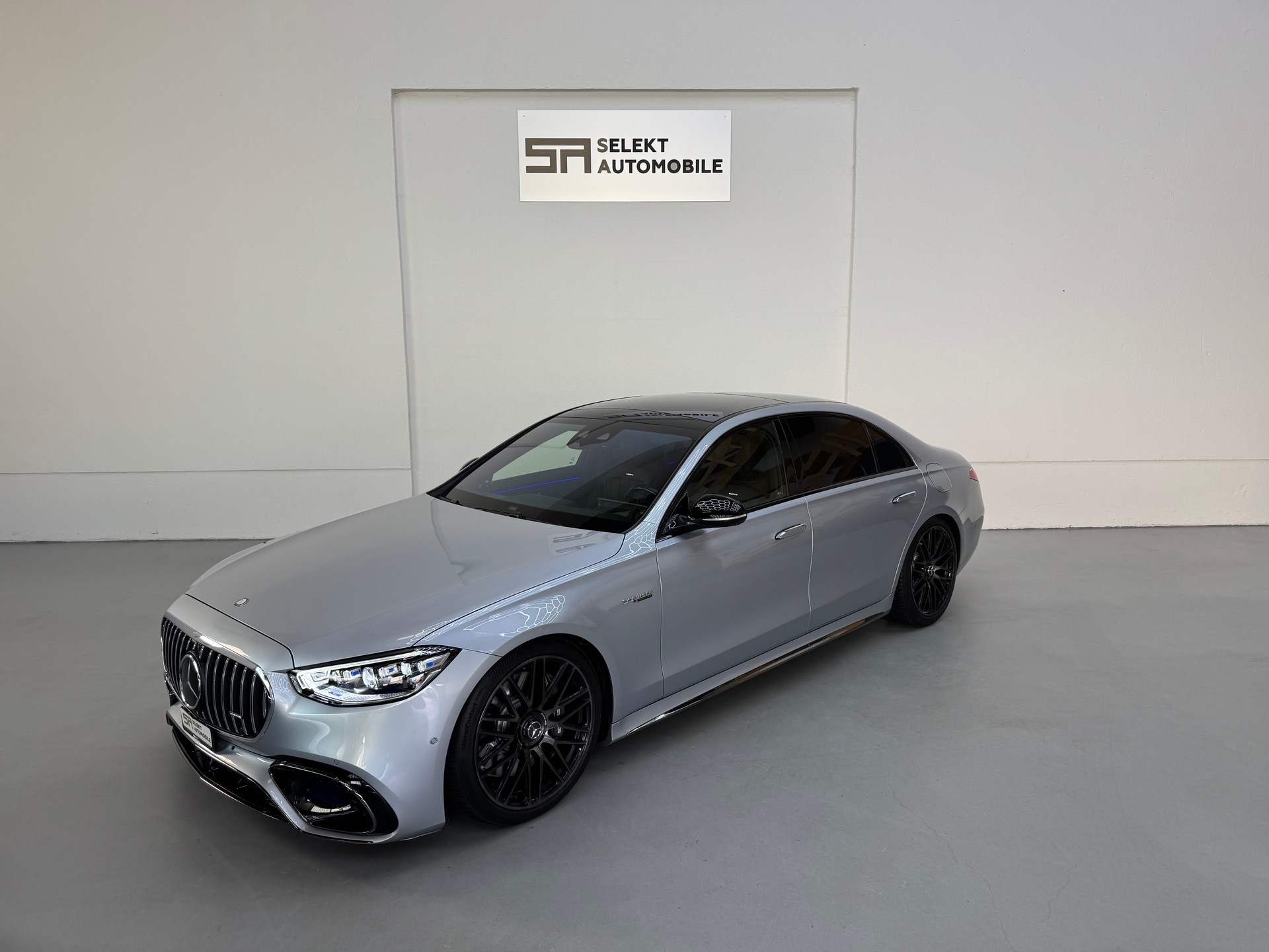 MERCEDES-BENZ S 63 AMG E Performance 4Matic-image-0