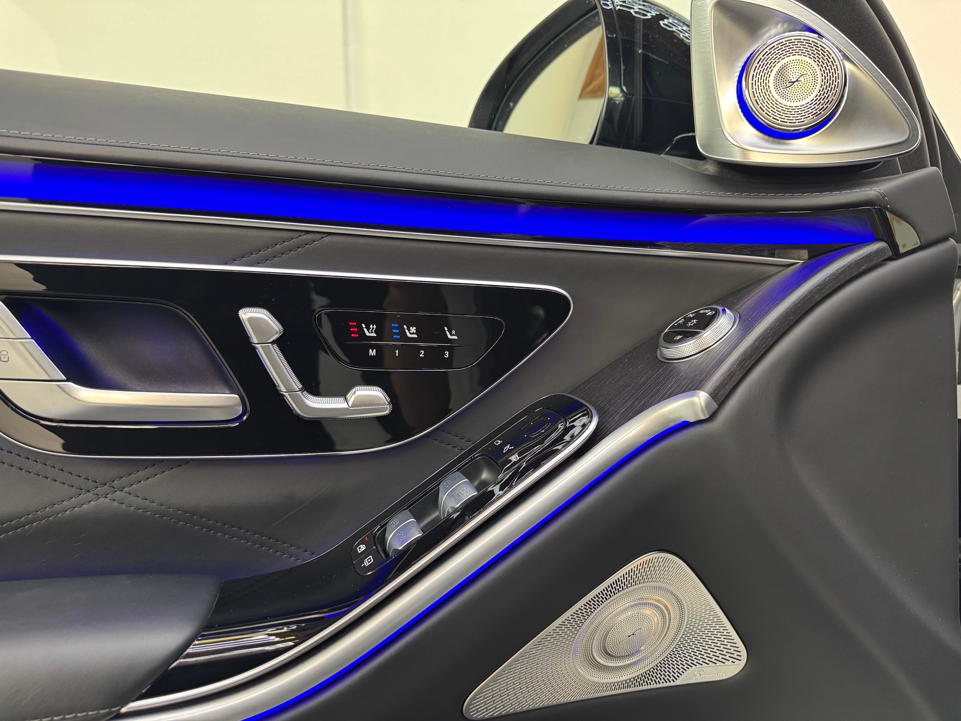 MERCEDES-BENZ S 63 AMG E Performance 4Matic-image-26