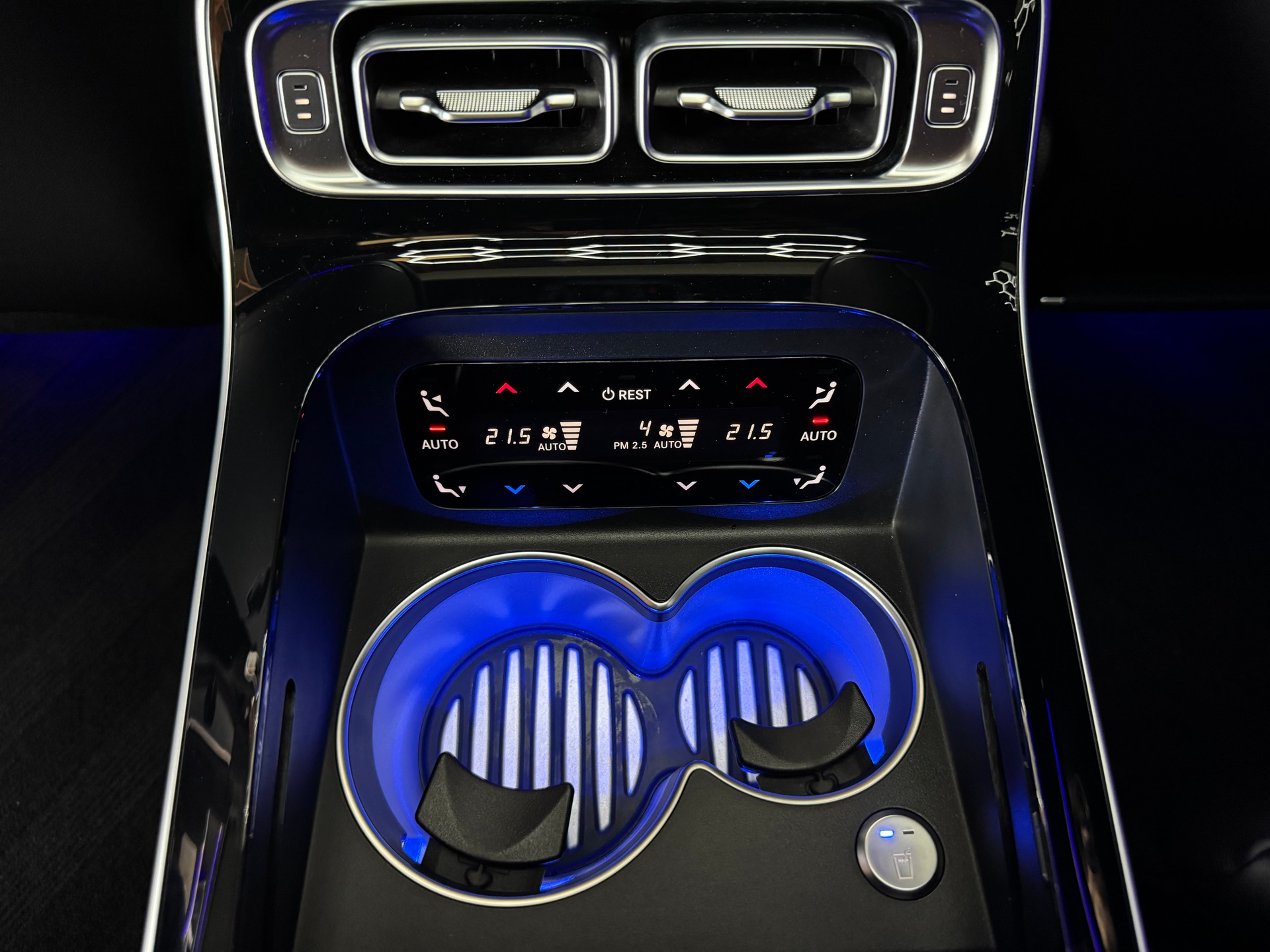 MERCEDES-BENZ S 63 AMG E Performance 4Matic-image-28