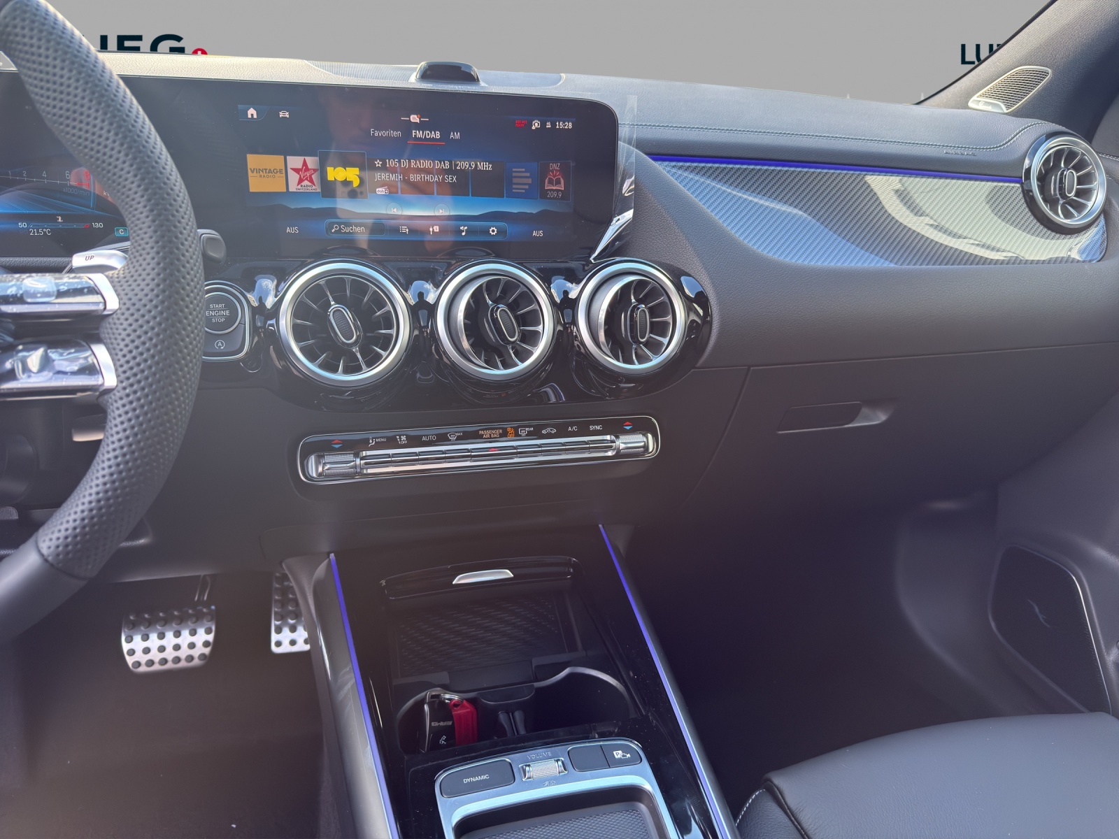 MERCEDES-BENZ GLA AMG 45 S 4Matic+ 8G-DCT-image-11
