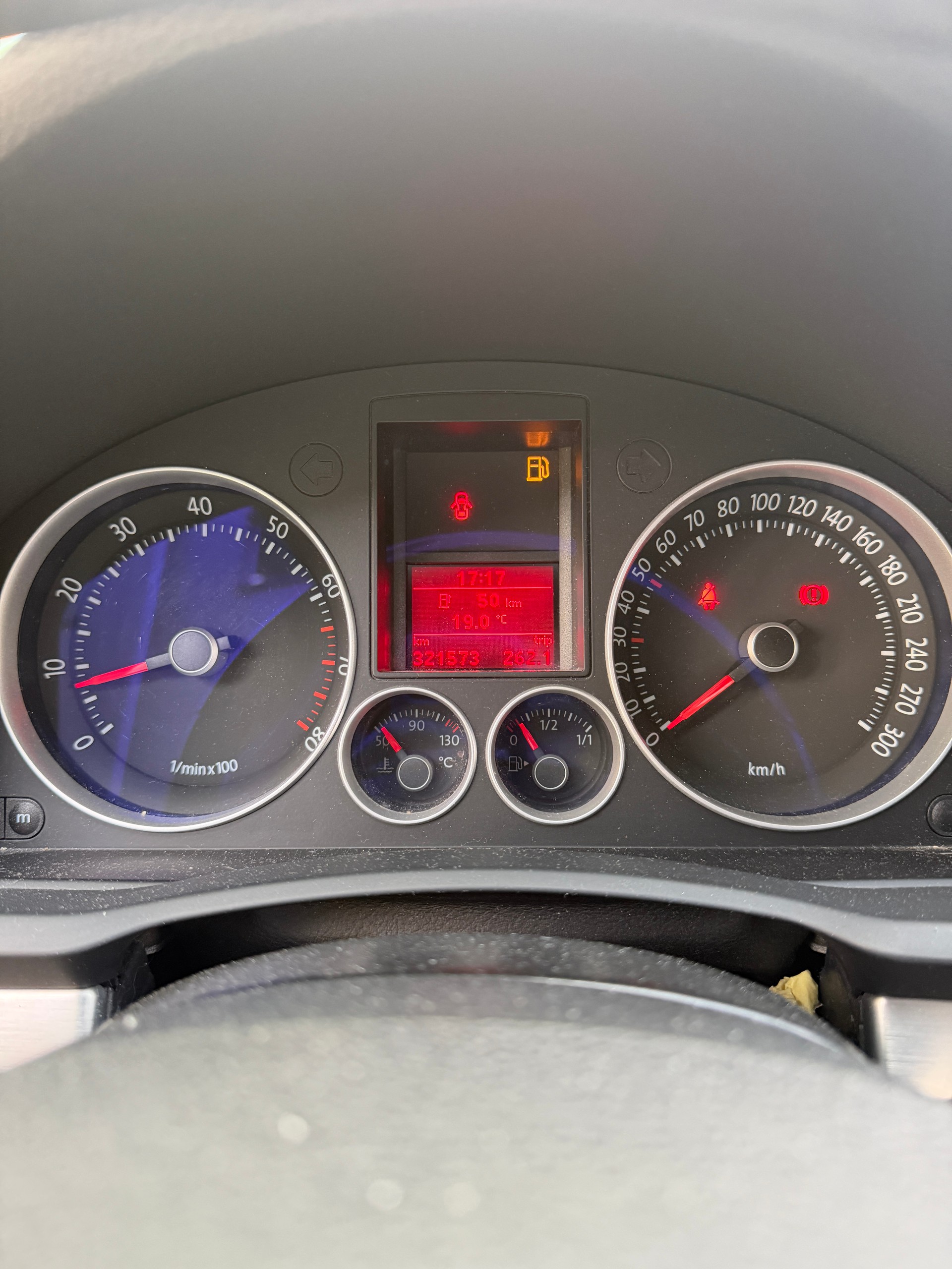 VW Golf 2.0 TFSI GTI-image-13