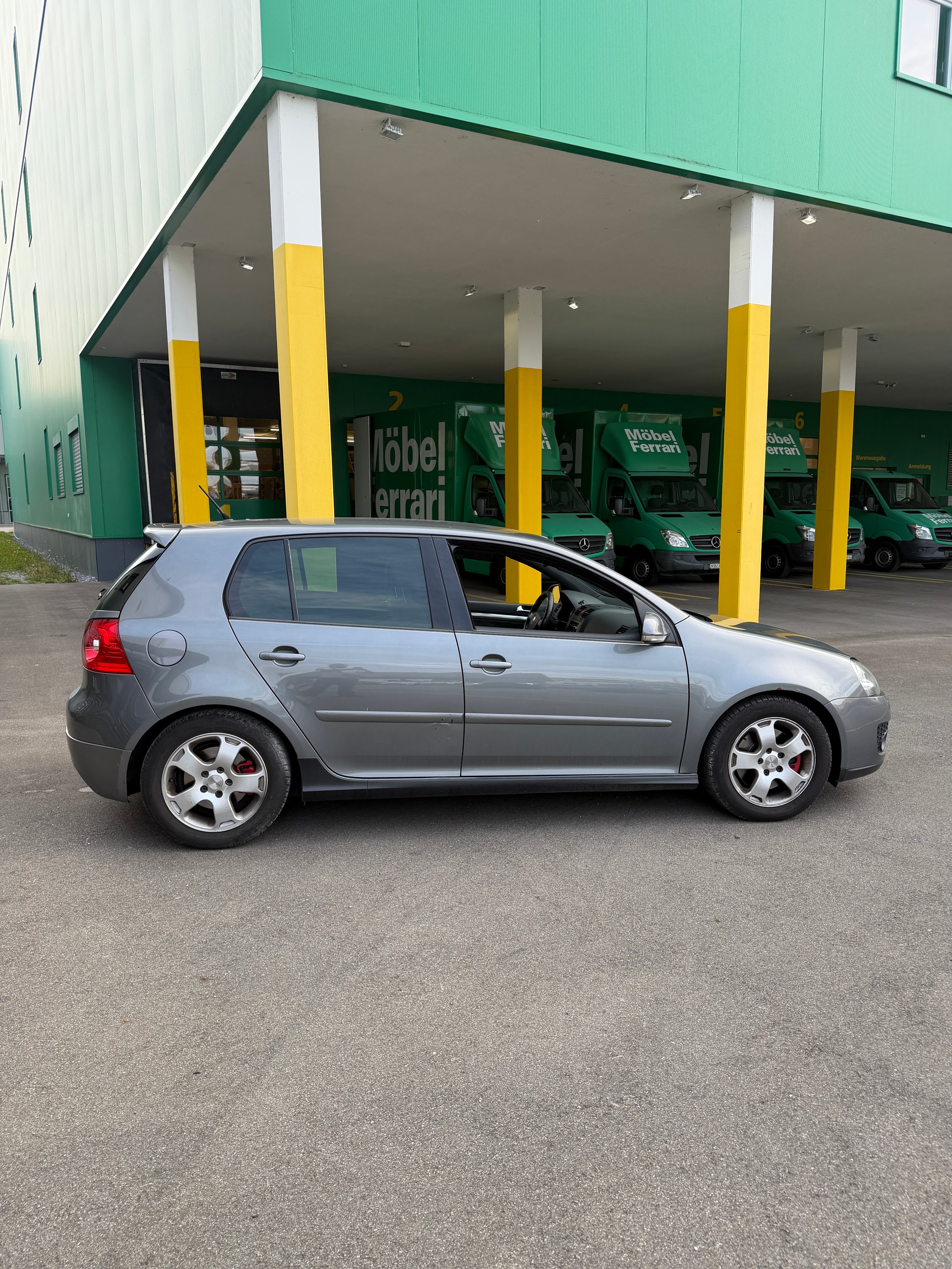 VW Golf 2.0 TFSI GTI-image-7