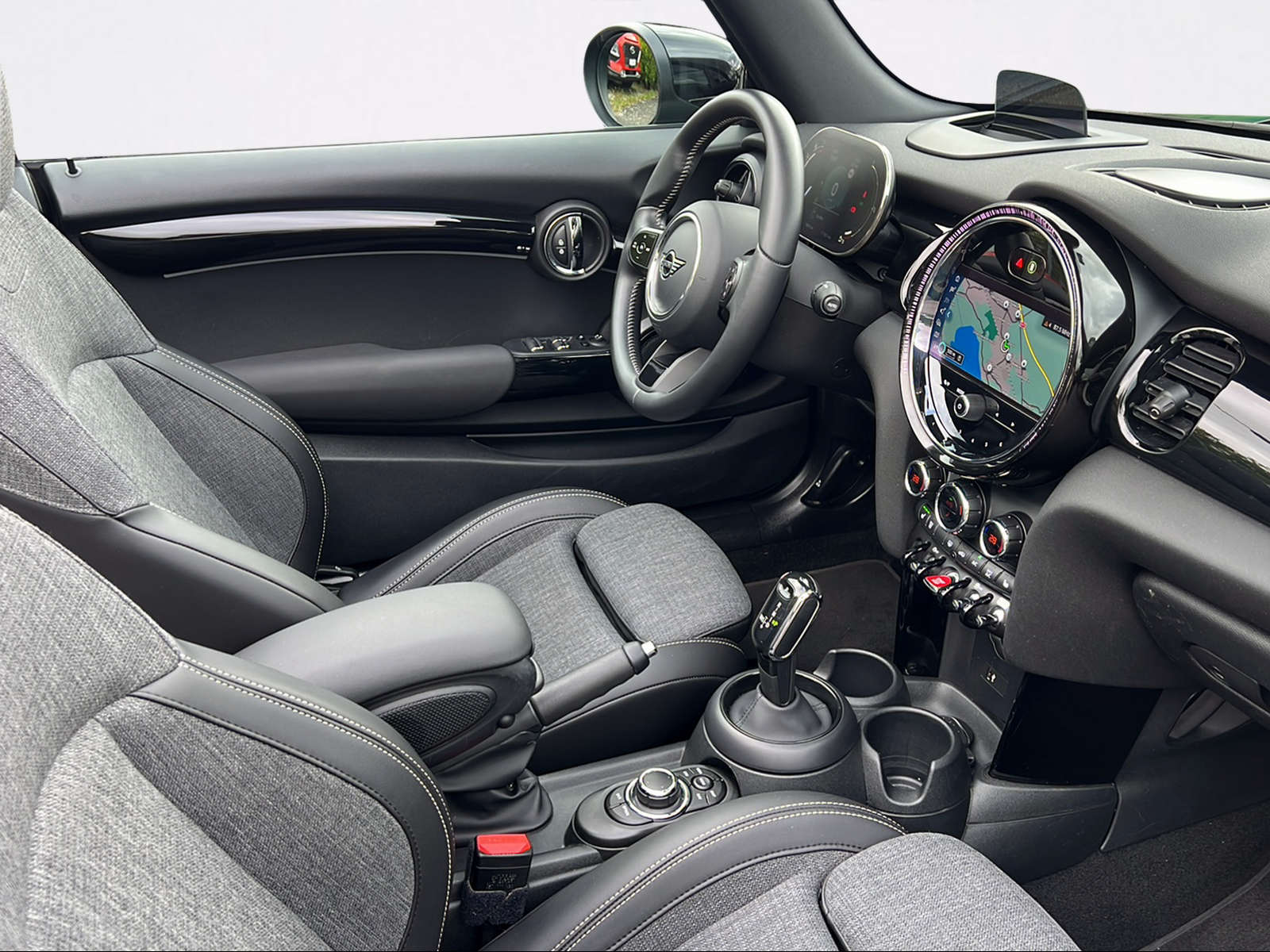 MINI Cooper Cabriolet DKG-image-2