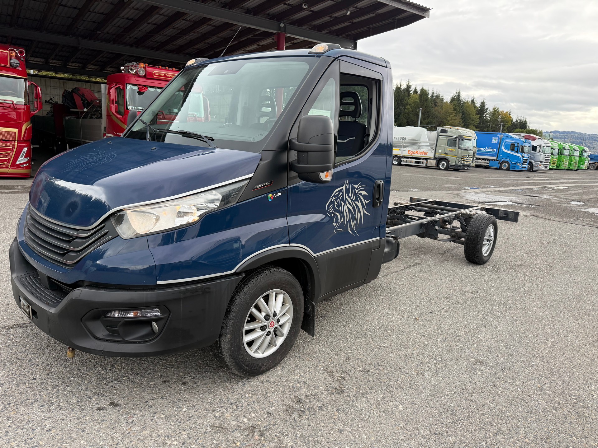 IVECO 35 S 18-image-1