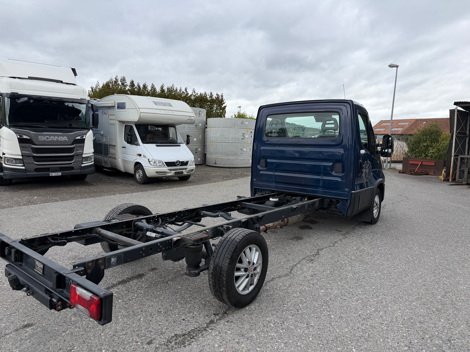 IVECO 35 S 18-image-3