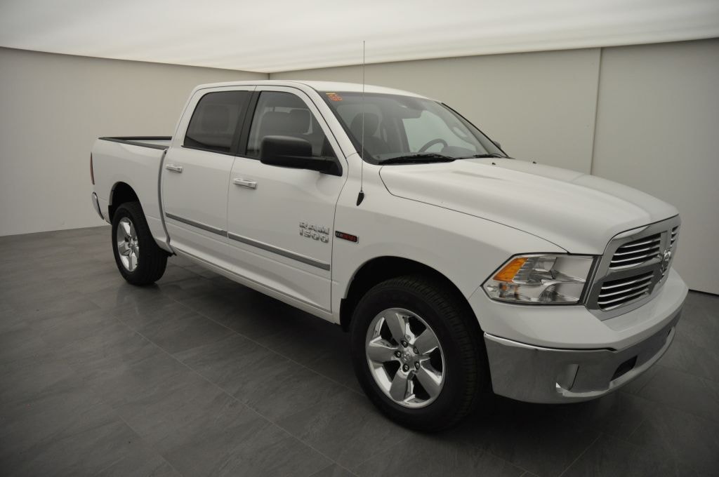 DODGE Ram 1500 3.0 Crew Cab SLT-image-3