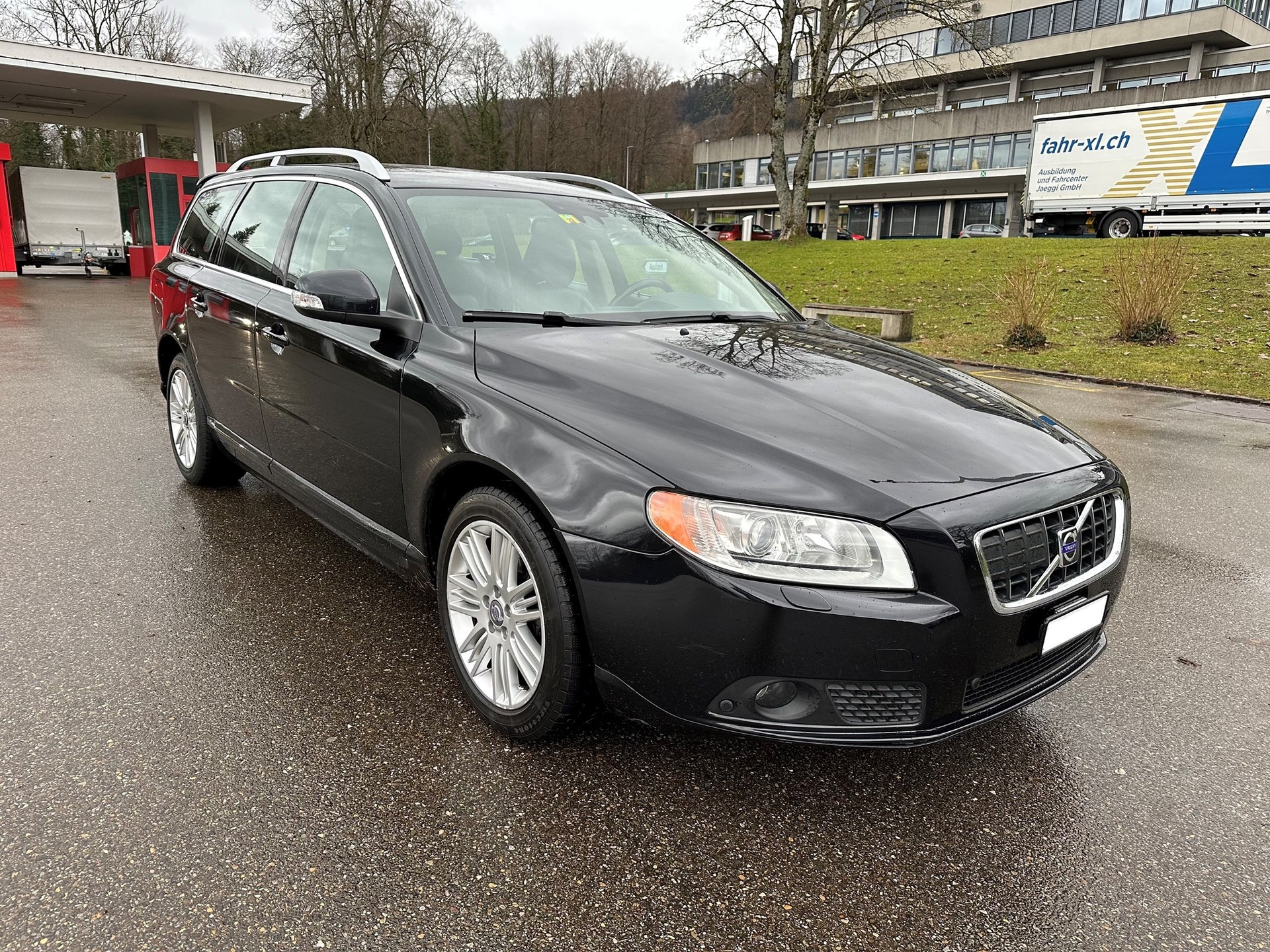 VOLVO V70 T6 AWD Summum Geartronic-image-4