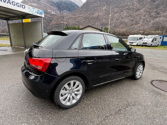 AUDI A1 Sportback 1.4 TFSI Ambition-image-6