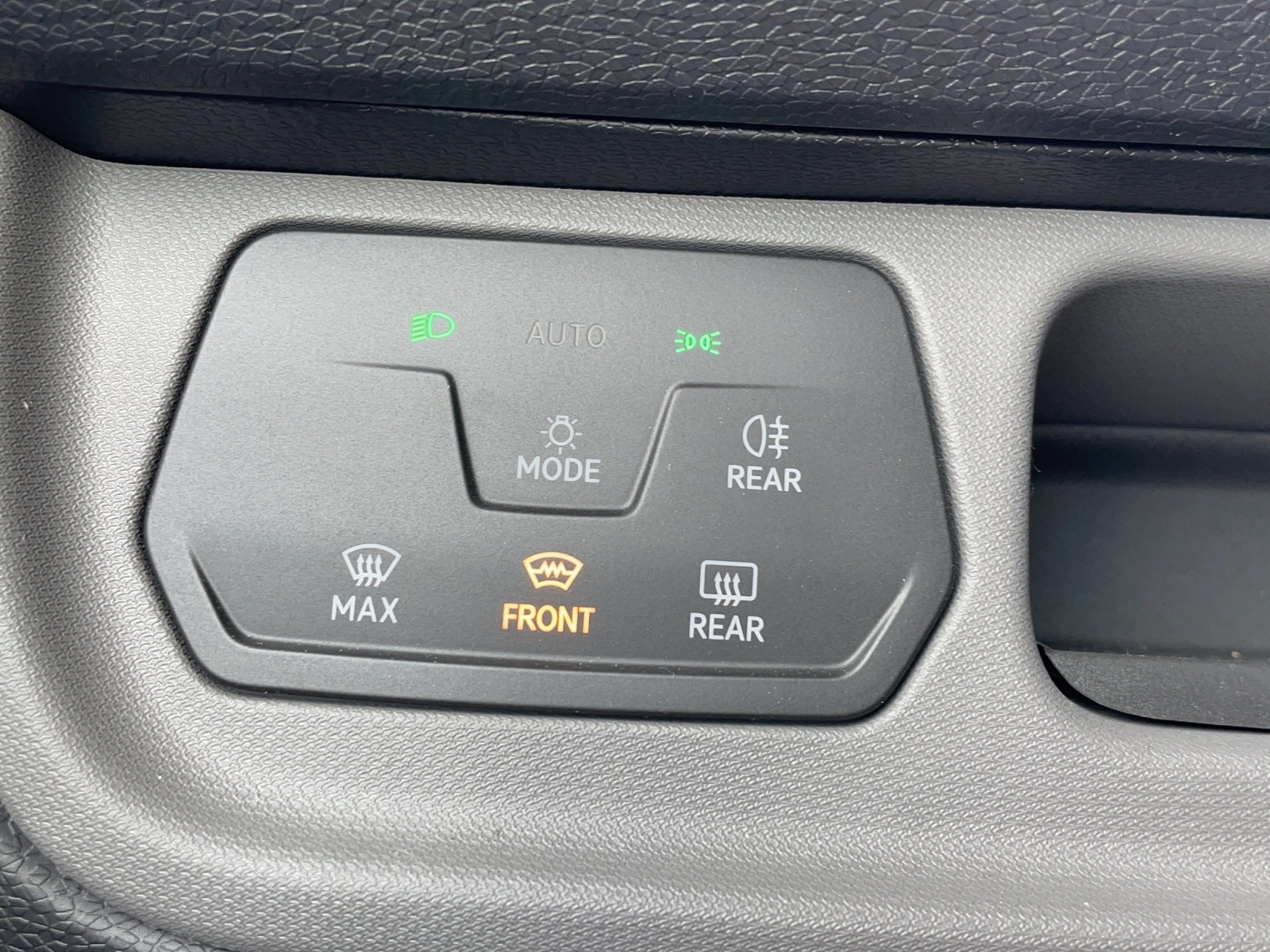 VW ID.Buzz Cargo 77kWh Business-image-14