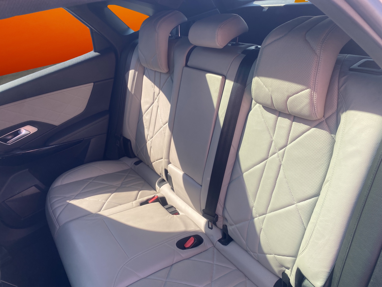 DS AUTOMOBILES DS 7 Crossback E-Tense 300 SO Chic-image-11