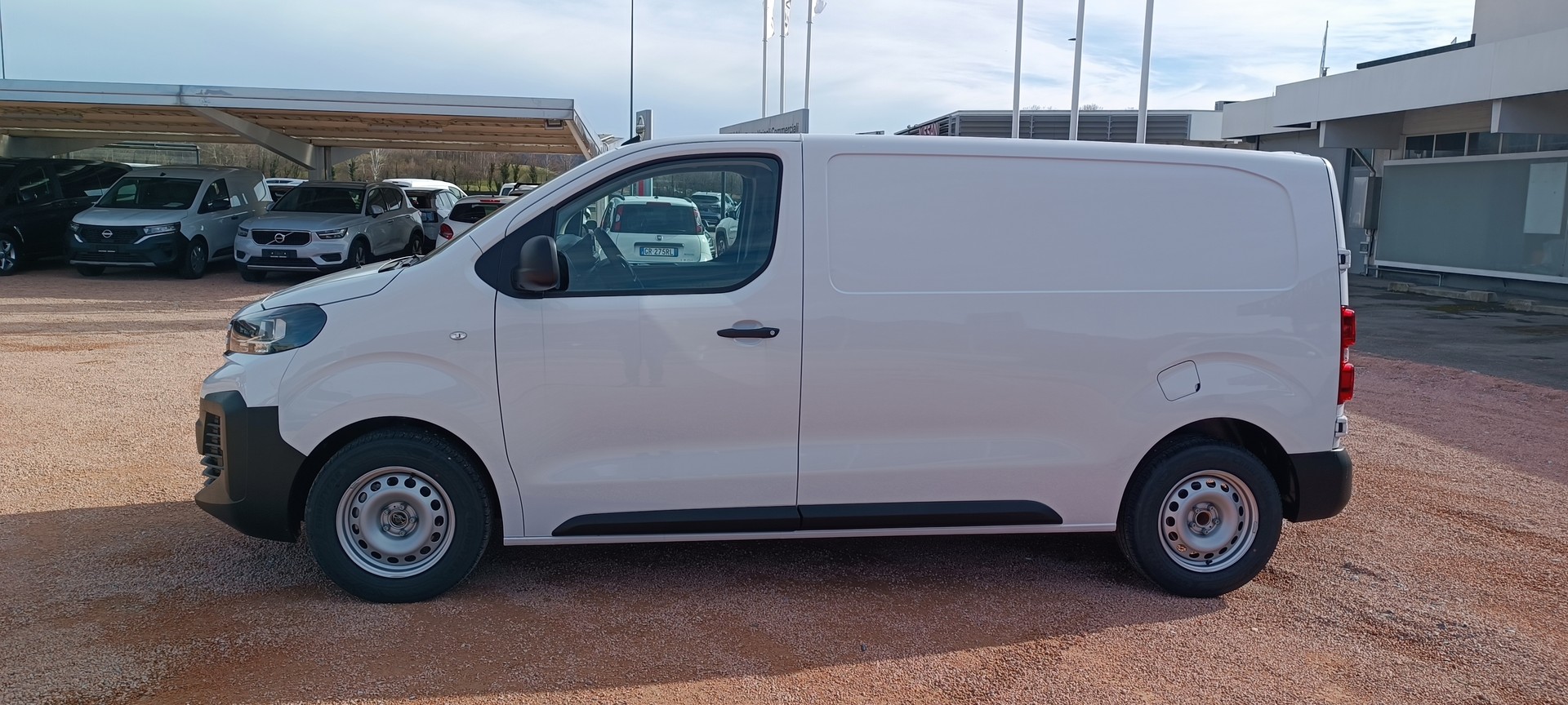 PEUGEOT Expert 1.5 BlueHDi 120 S&S Standard-image-7