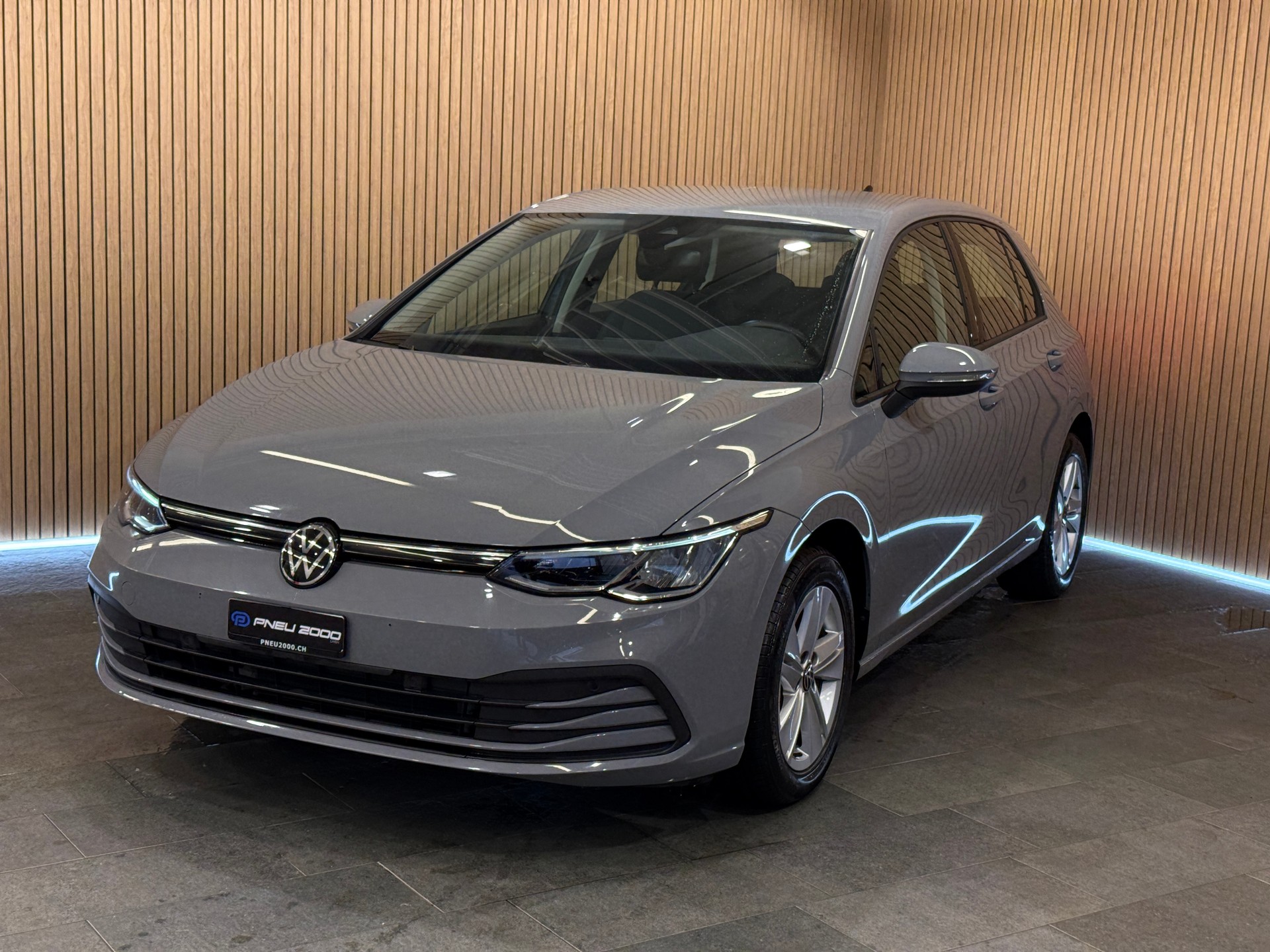 VW Golf 2.0 TDI Life-image-0