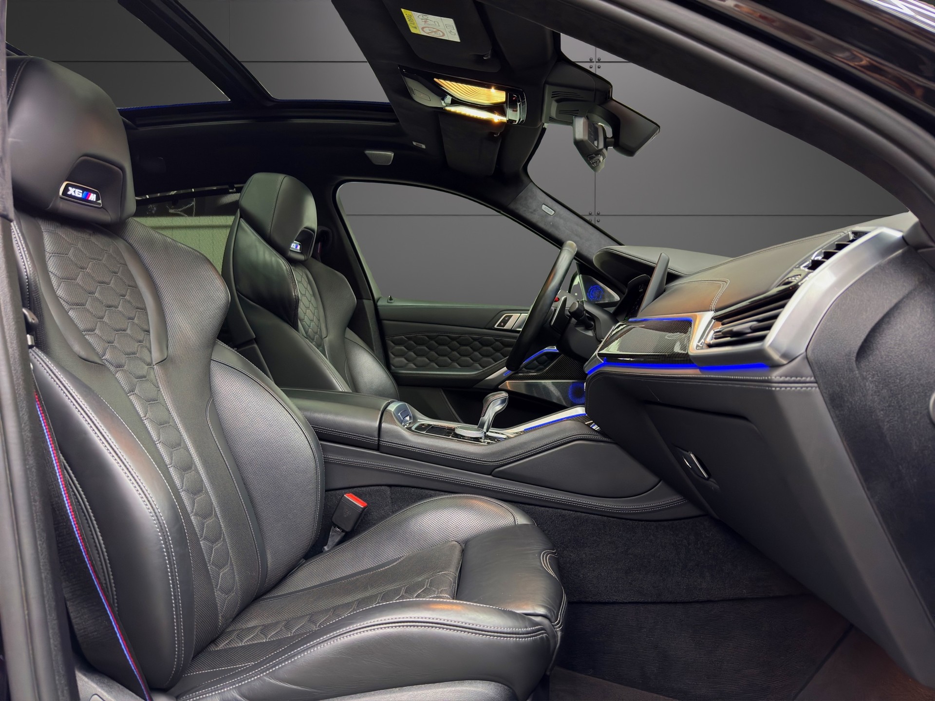 BMW X6M Steptronic M Competition-image-13