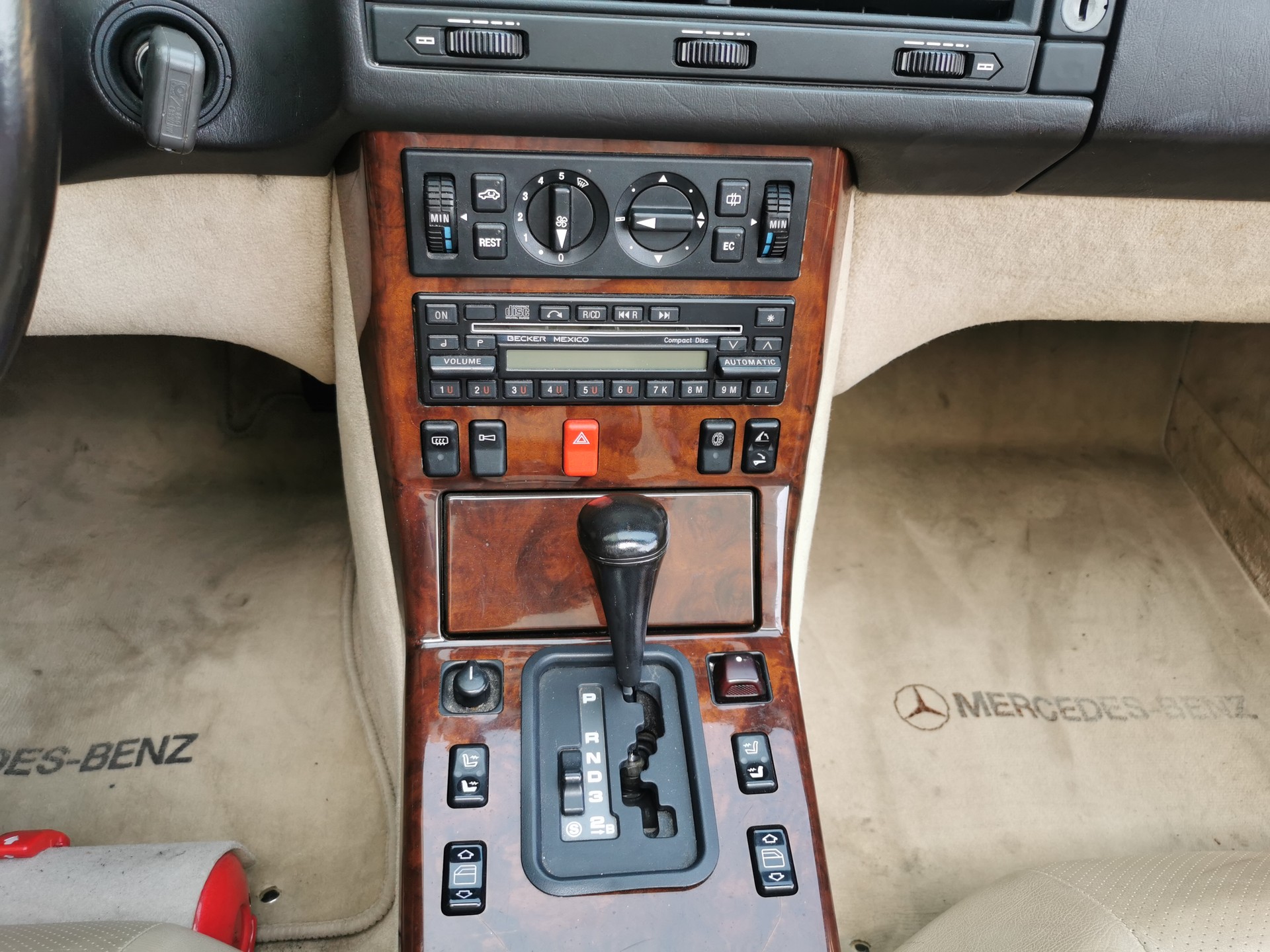 MERCEDES-BENZ SL 500 Automatic-image-9